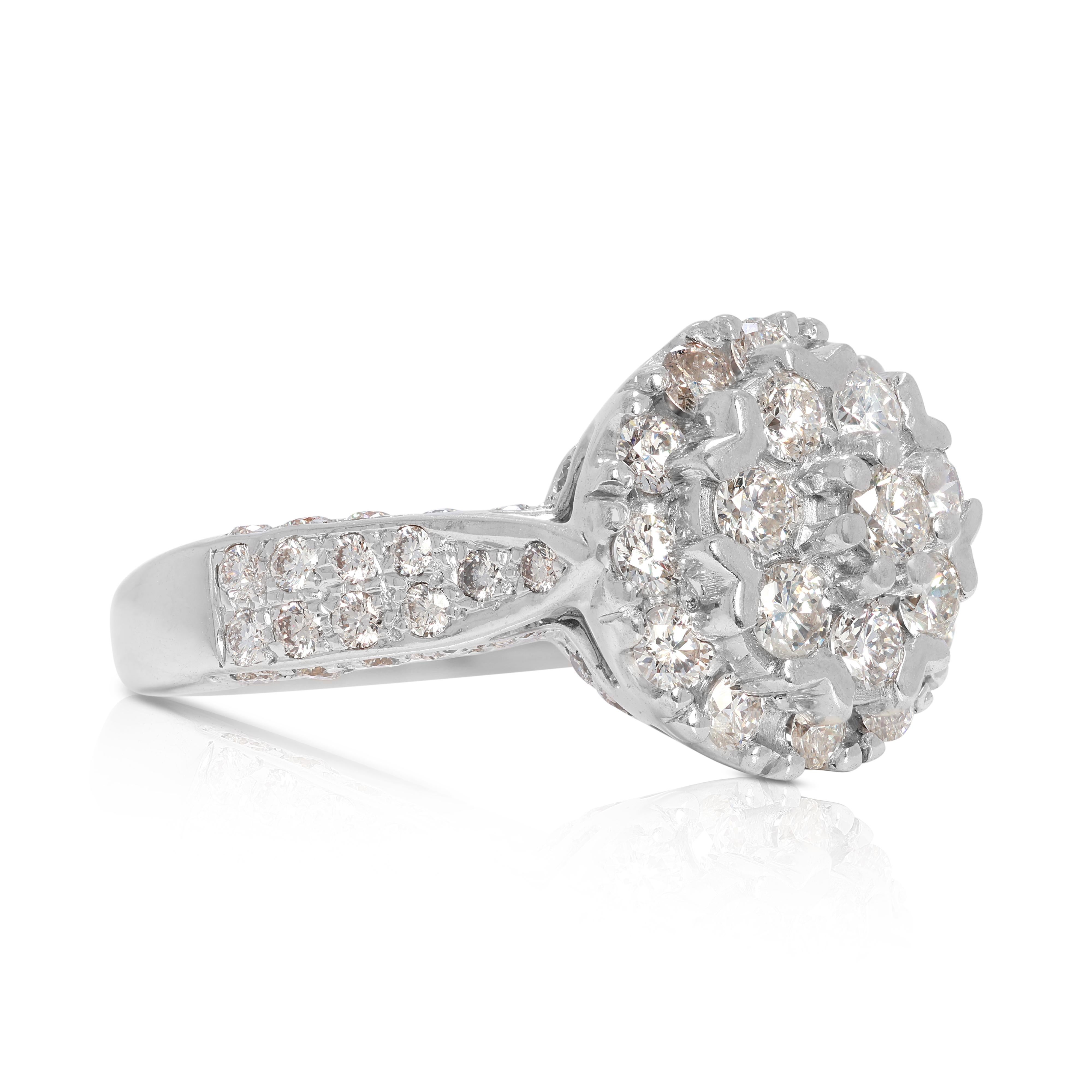 Schillernder 1,12ct runder Brillant-Diamantring aus 14K Weißgold (Rundschliff) im Angebot