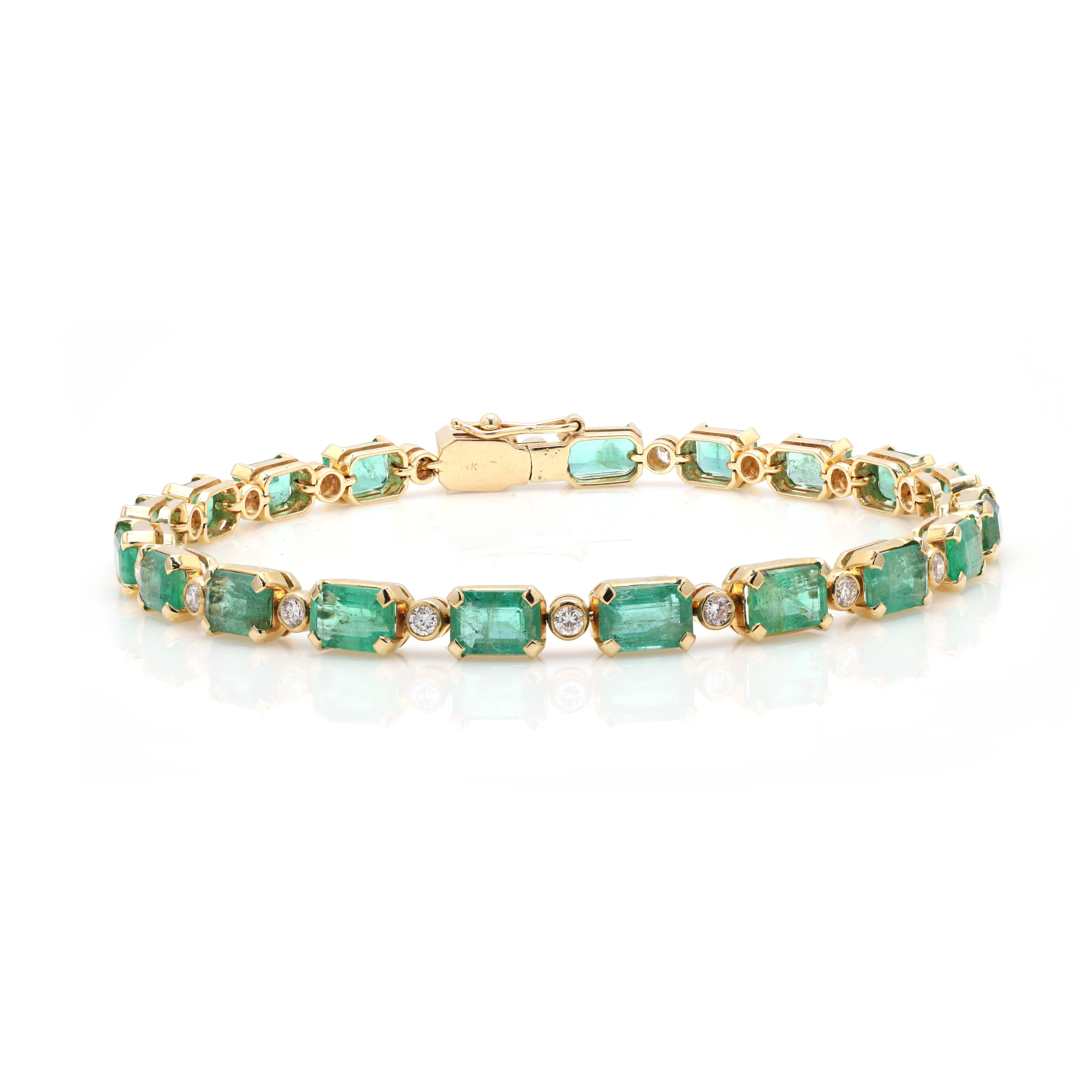 11,5 Karat natürliches Smaragd-Diamant-Hochzeits-Tennisarmband aus 14K Gelbgold (Zeitgenössisch) im Angebot