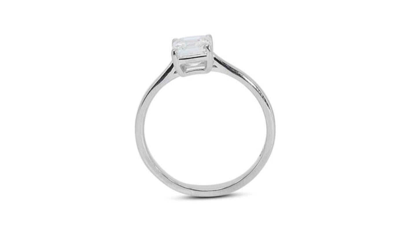 Women's Dazzling 1.25 Carat Asscher Diamond Ring in 18K White Gold For Sale