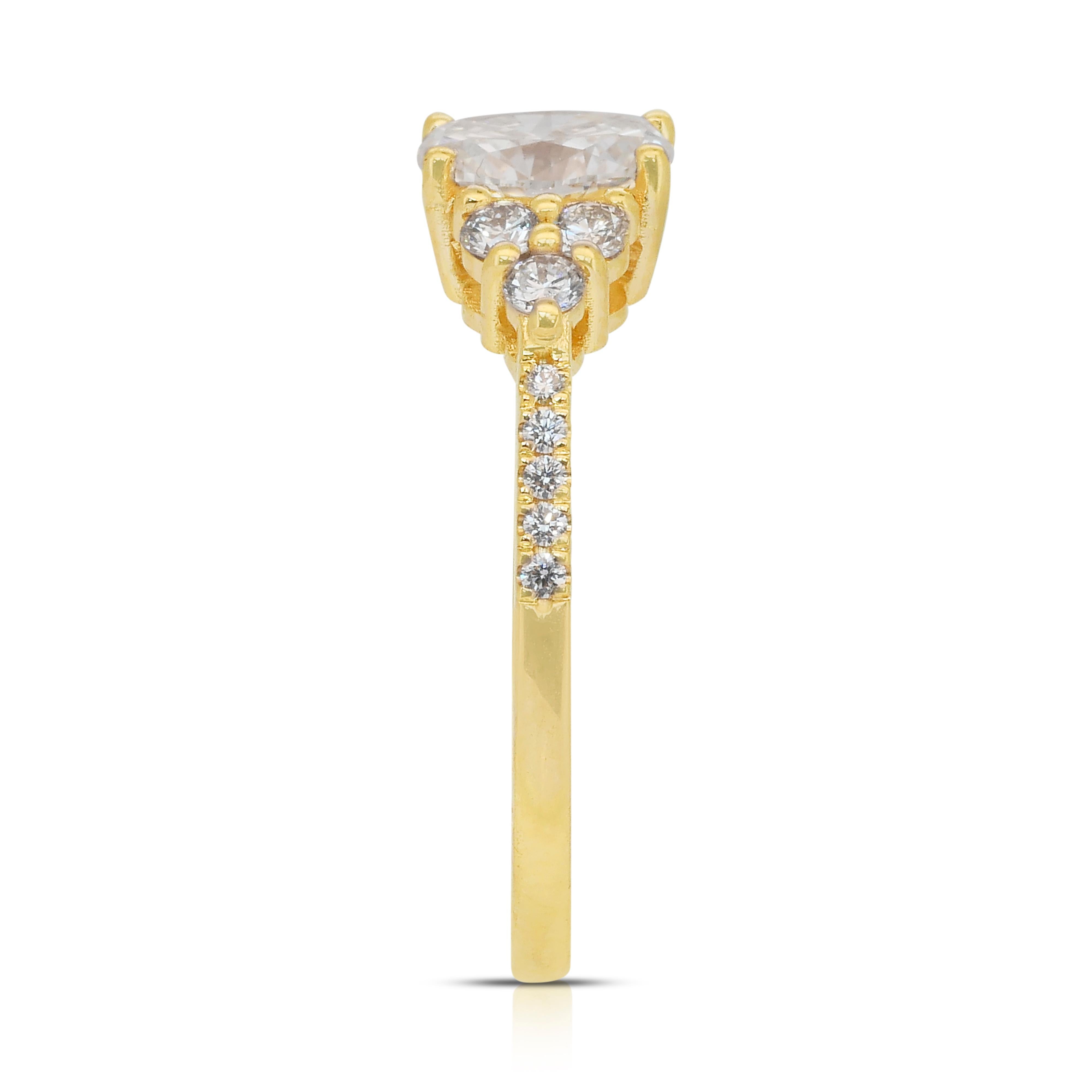 Éblouissante bague en or jaune 18 carats avec pavé de 1,27 ct de diamants - certifiée IGI en vente 2