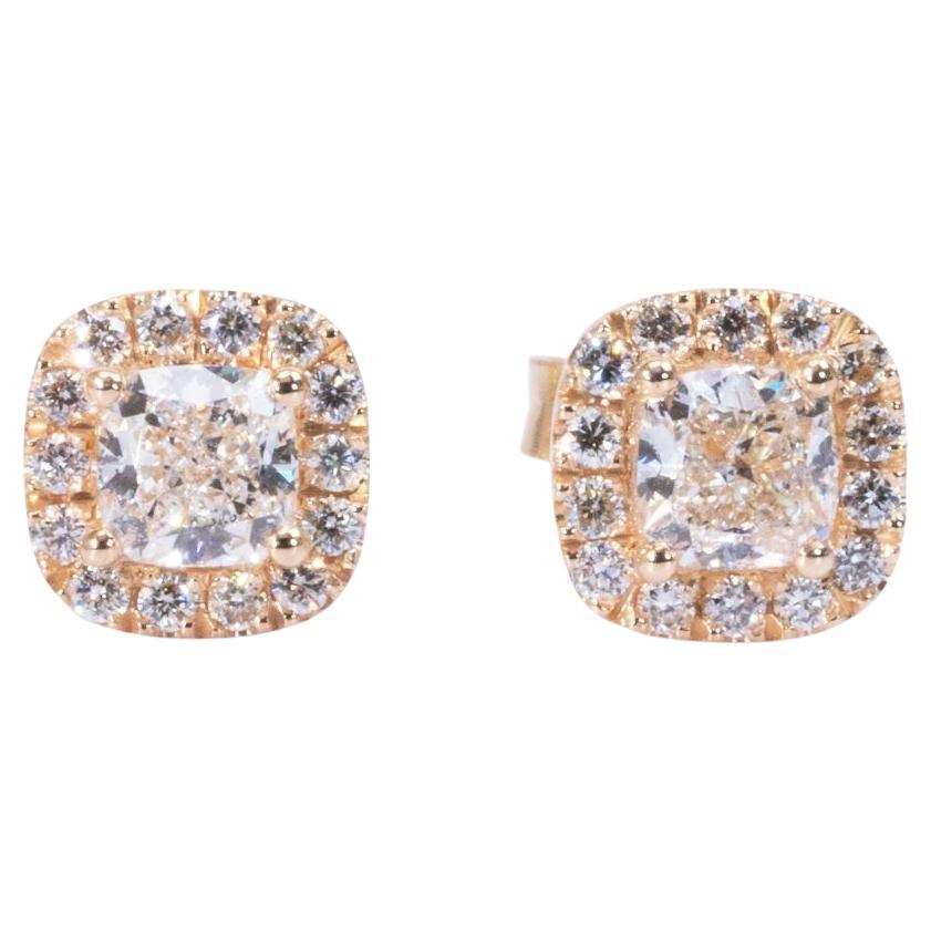 Dazzling 1.27ct Diamonds Stud Earrings in 18k Yellow Gold - AIG Certified