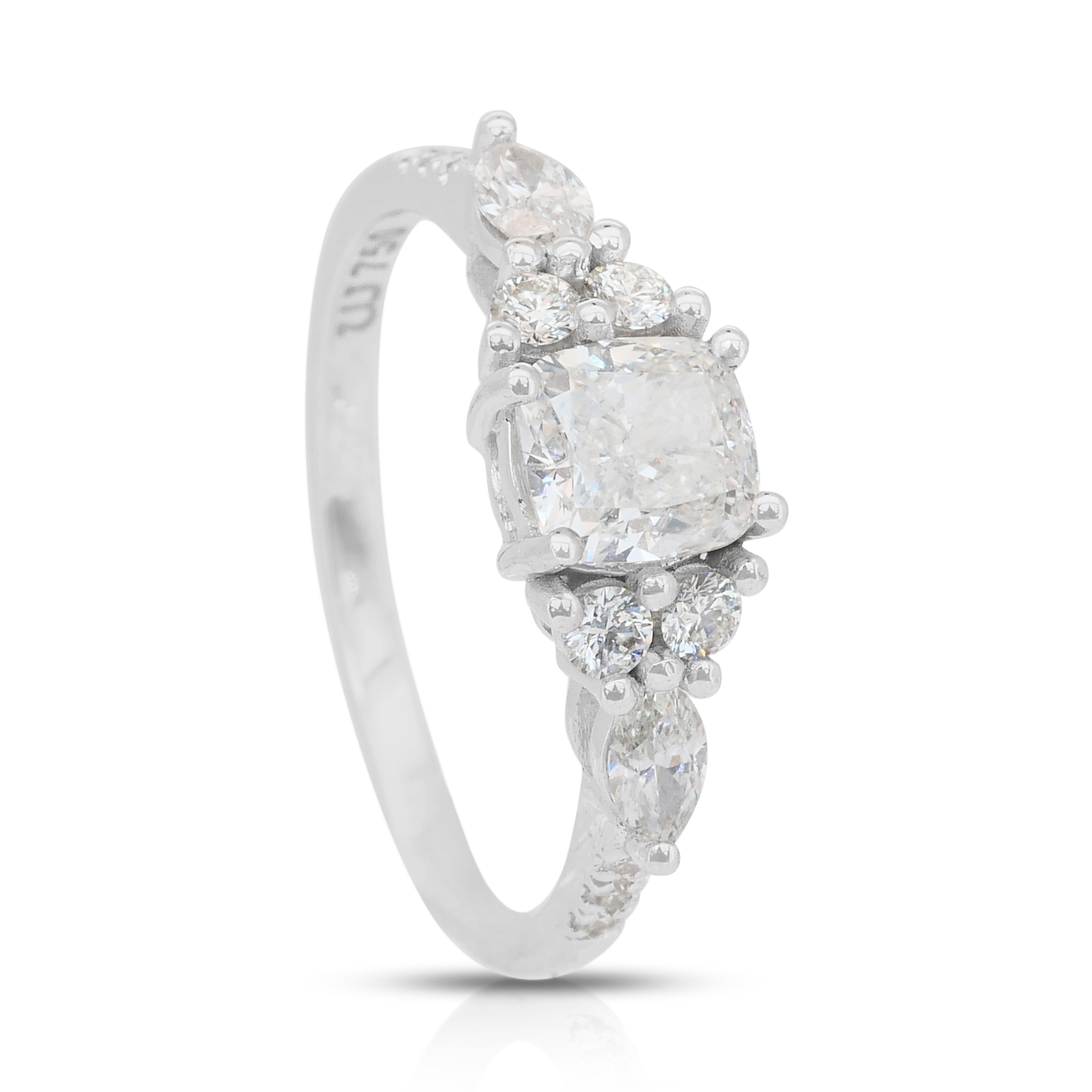 Dazzling 1.31ct Diamonds Ring in 18k White Gold - IGI Certified For Sale 3