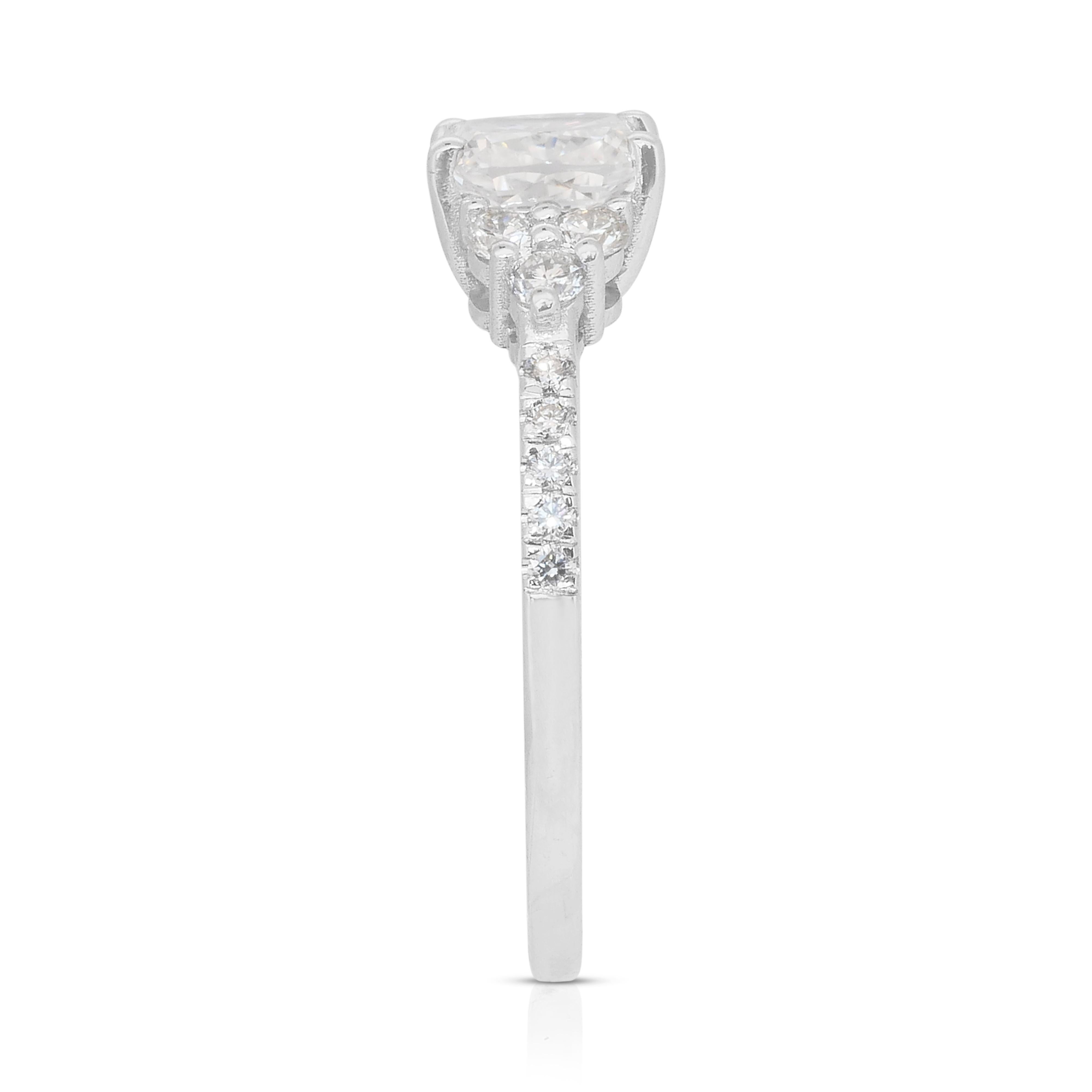 Dazzling 1.34ct Diamonds Pave Ring in 18k White Gold - GIA Certified For Sale 3
