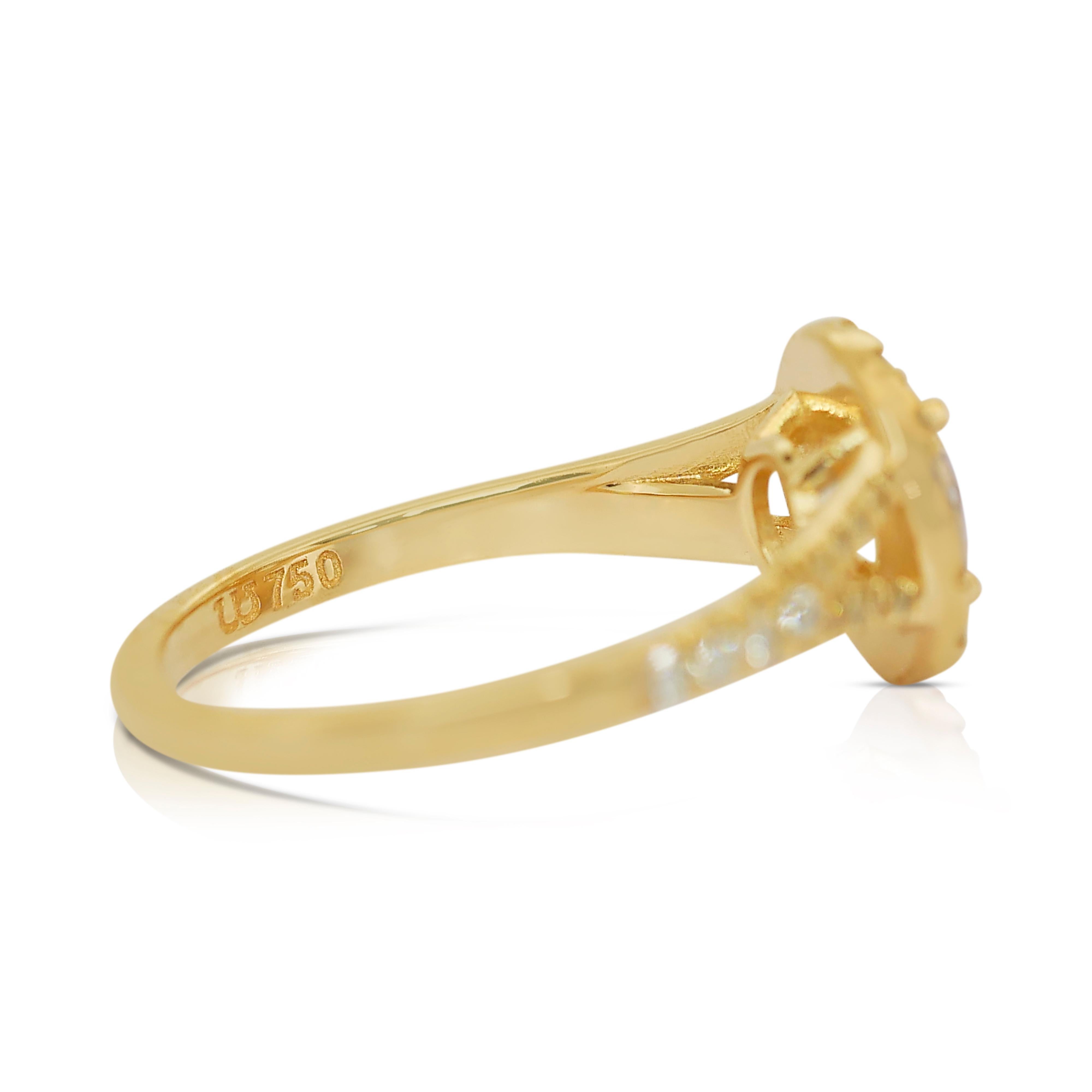Dazzling 1.35ct Diamonds Halo Ring in 18k Yellow Gold - IGI Certified In New Condition For Sale In רמת גן, IL