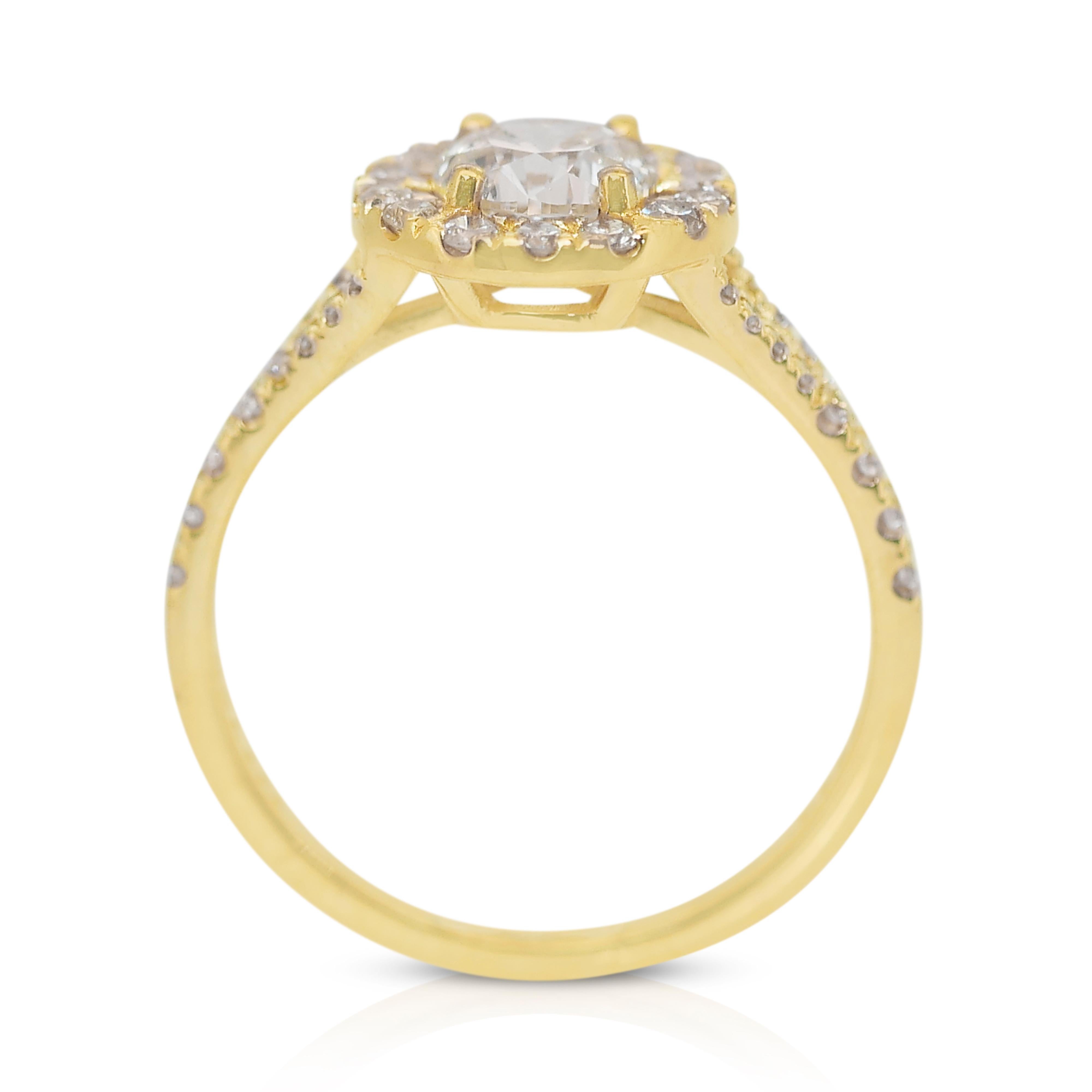 Dazzling 1.35ct Diamonds Halo Ring in 18k Yellow Gold - IGI Certified For Sale 3