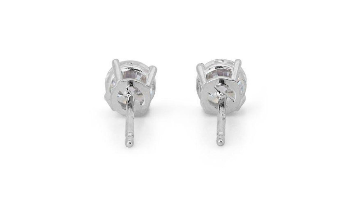Dazzling 1.41ct Round Brilliant Diamond Stud Earrings For Sale 1