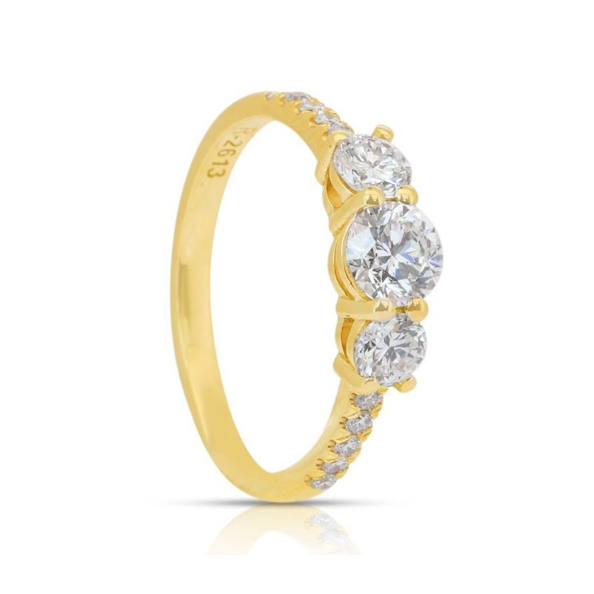 Éblouissante bague à 3 pierres en or jaune 18 carats avec diamants 1,47 carat certifiée IGI Pour femmes en vente