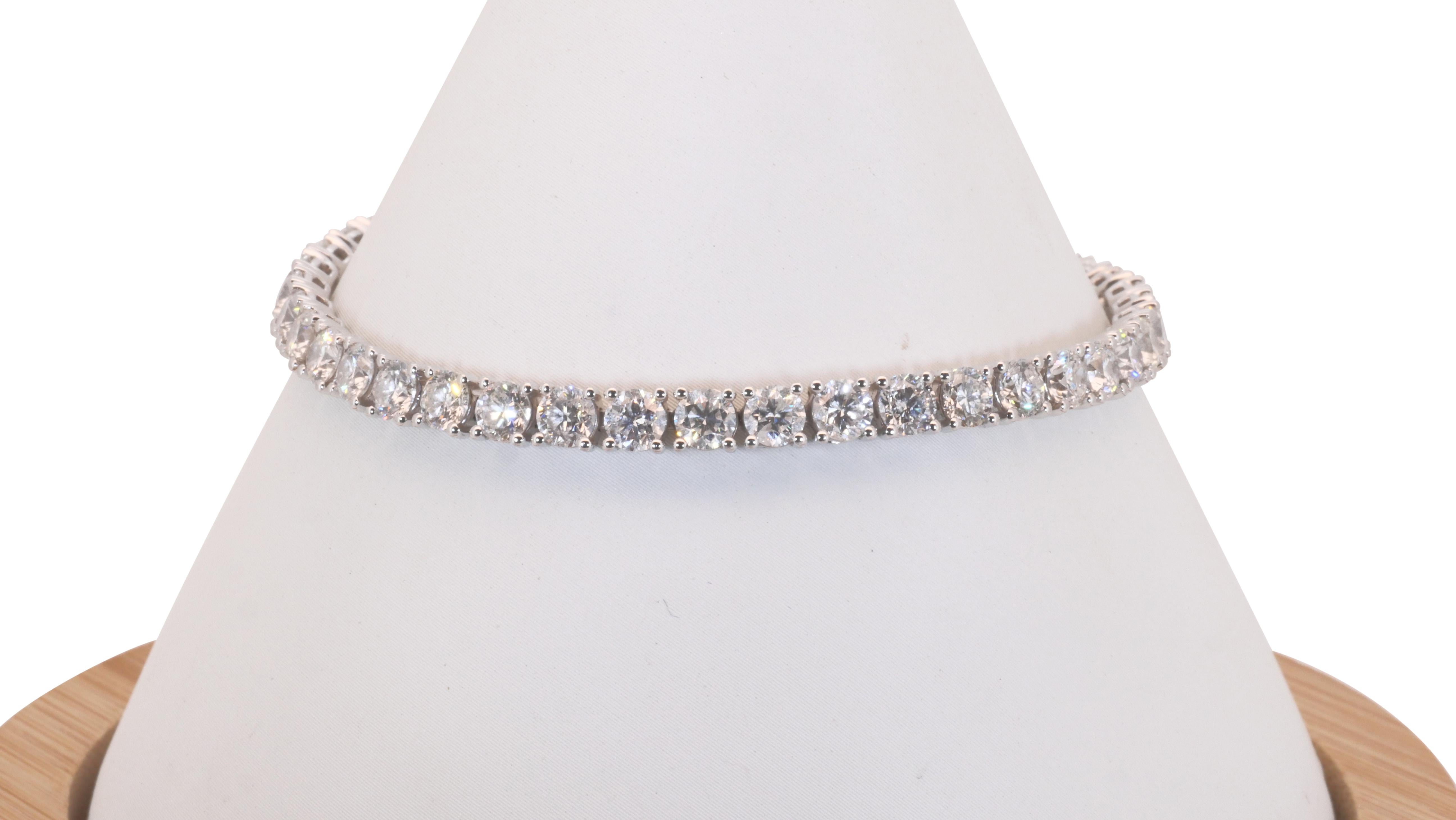 Women's Dazzling 14k White Gold Tennis Bracelet with 7.5 Carat Natural Diamonds