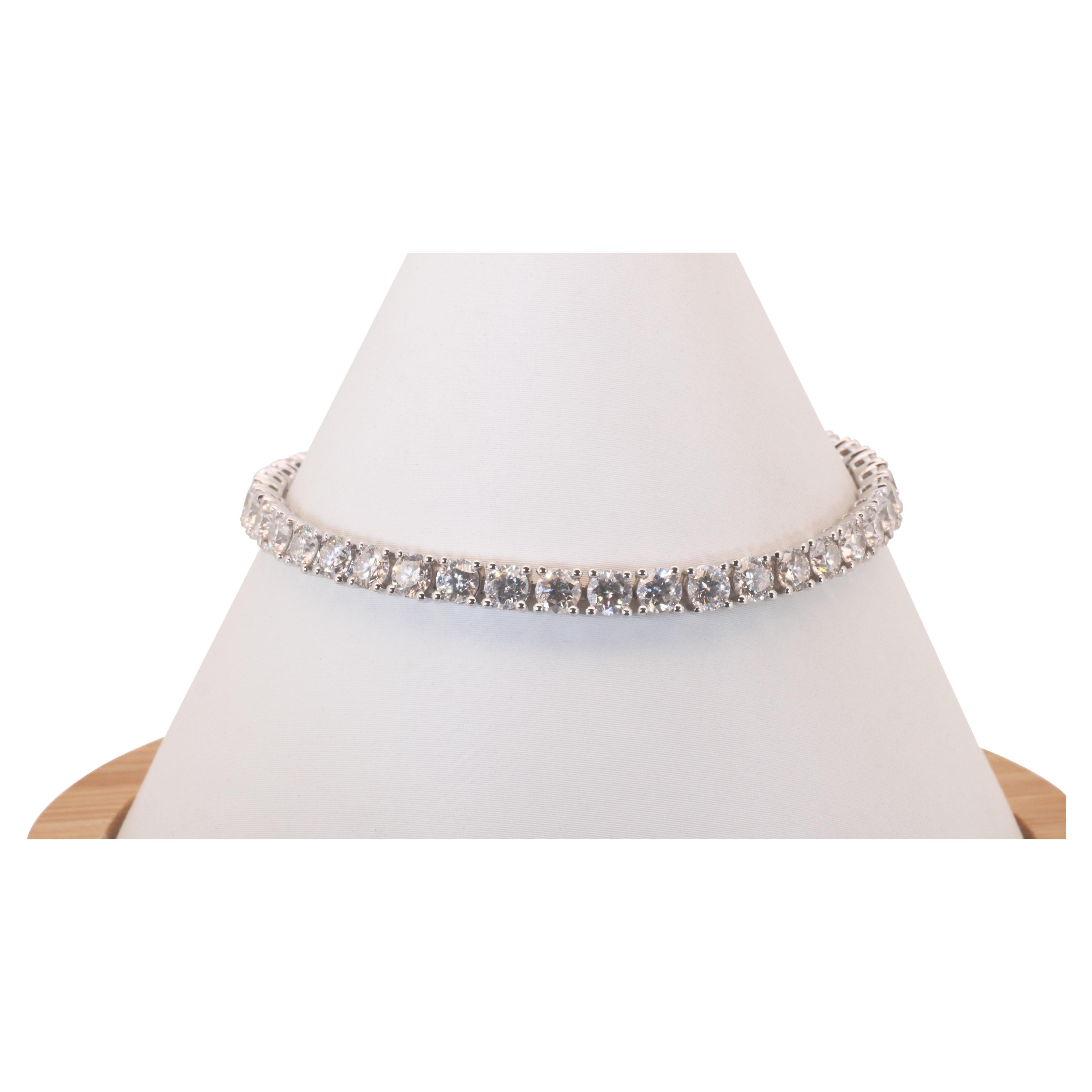 Dazzling 14k White Gold Tennis Bracelet with 7.5 Carat Natural Diamonds