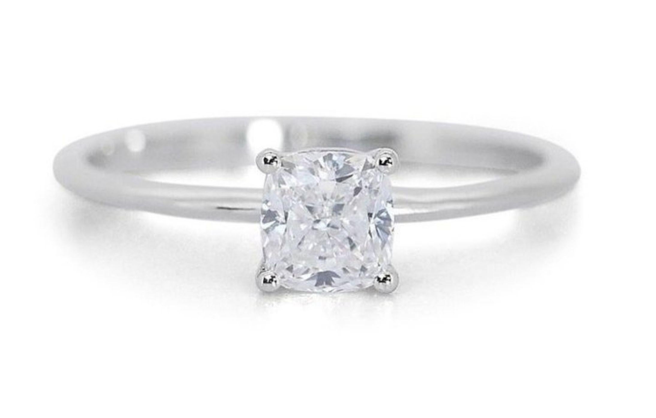 Besitzen Sie einen schillernden Traum: 1,52 Karat kissenförmiger modifizierter Diamantring aus 18 Karat Weißgold (GIA zertifiziert)

Fesseln Sie alle Blicke mit dem Glanz dieses atemberaubenden Rings mit einem kissenförmigen Diamanten von 1,52