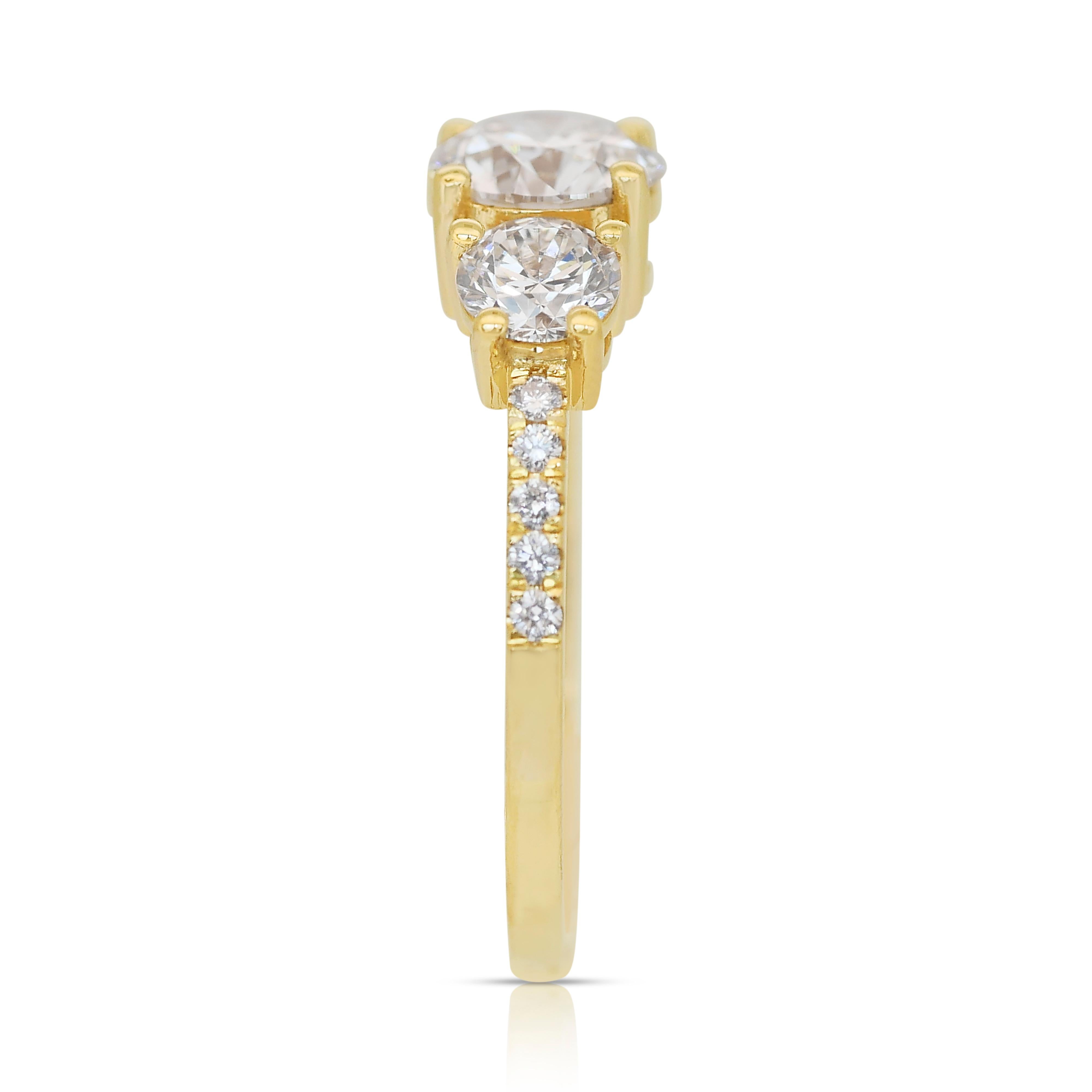 Schillernder 1,70 Karat Diamanten Pave-Ring aus 18 Karat Gelbgold - IGI-zertifiziert im Angebot 2