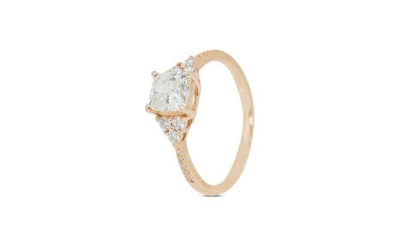 Cushion Cut Dazzling 1.73ct Cushion Modified Brilliant Natural Diamond in 18K Yellow Gold For Sale