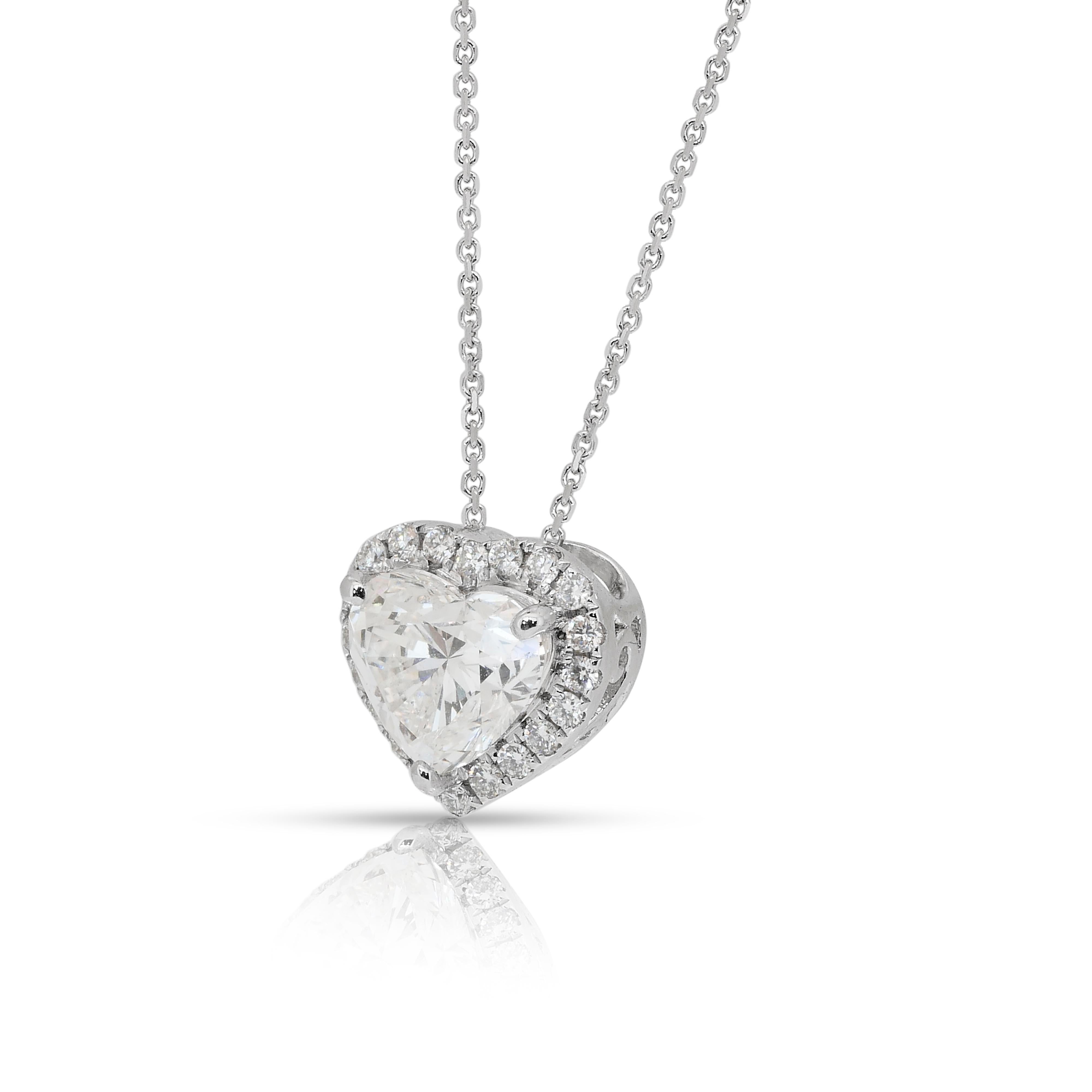 Cuore Collana di diamanti da 1,75 carati con pendente a cuore in oro bianco 18 carati - GIA in vendita