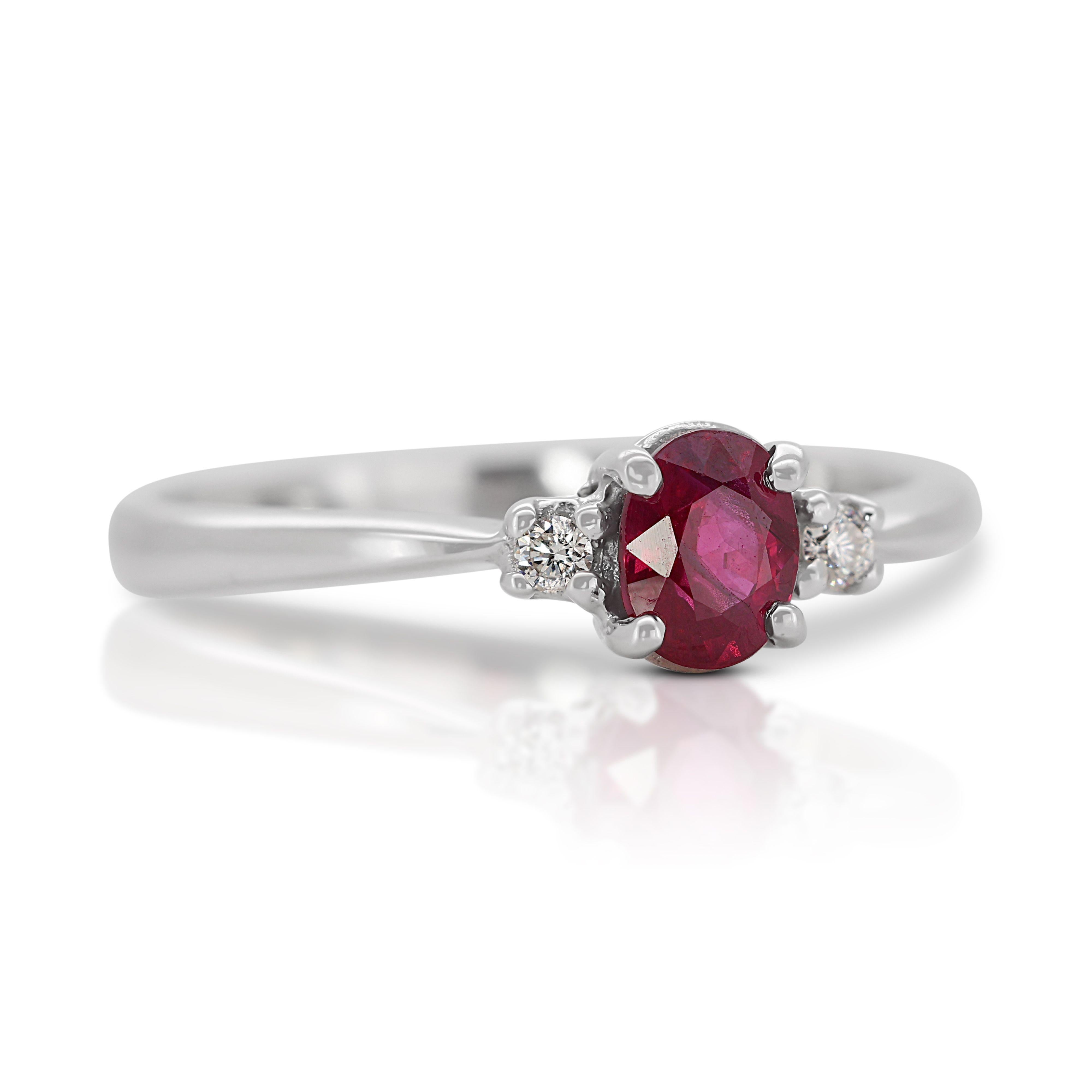 Dazzling 18k White Gold 3 Stone Ring 0.34ct Natural Ruby and Diamonds NGI Cert In Excellent Condition For Sale In רמת גן, IL