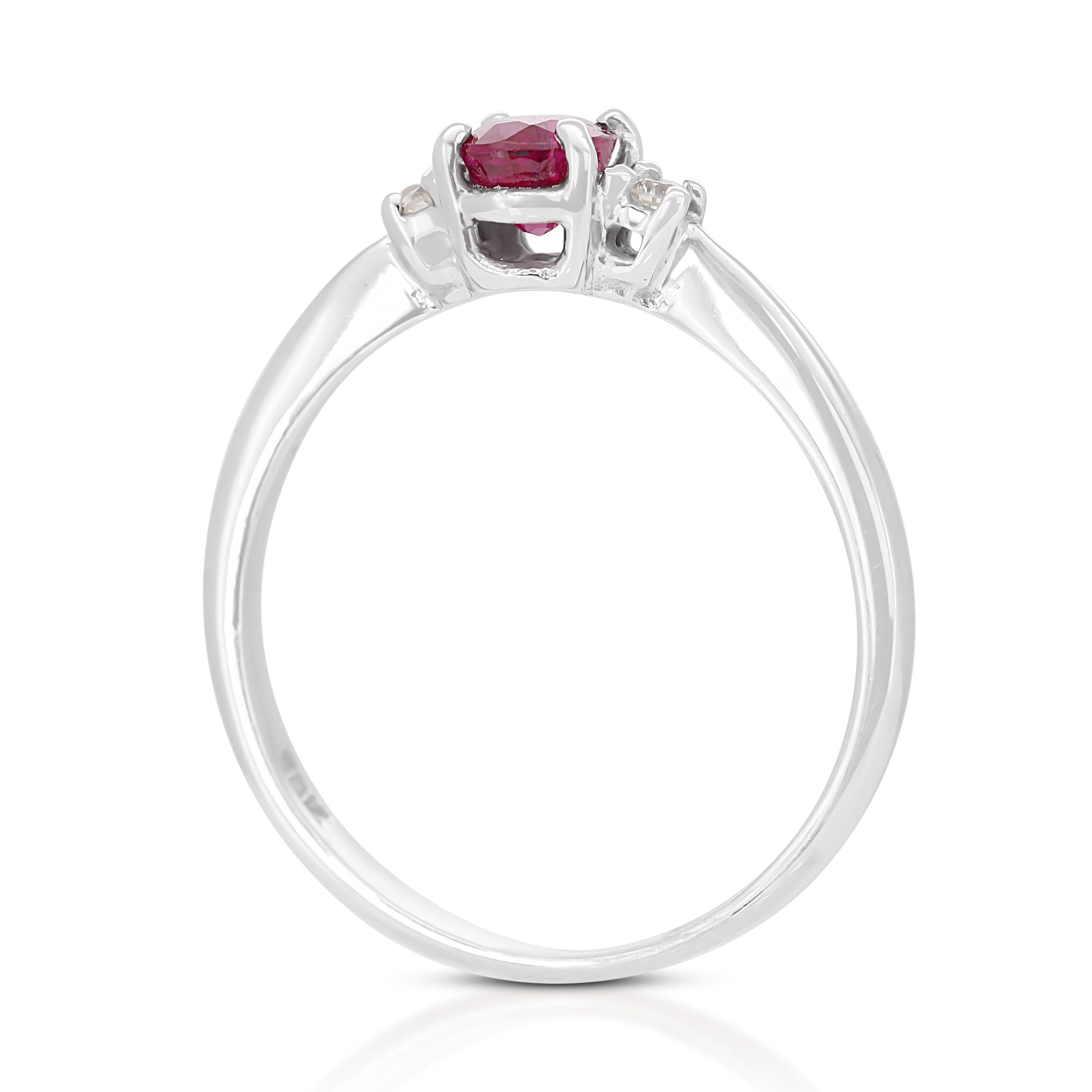 Women's Dazzling 18k White Gold 3 Stone Ring 0.34ct Natural Ruby and Diamonds NGI Cert For Sale