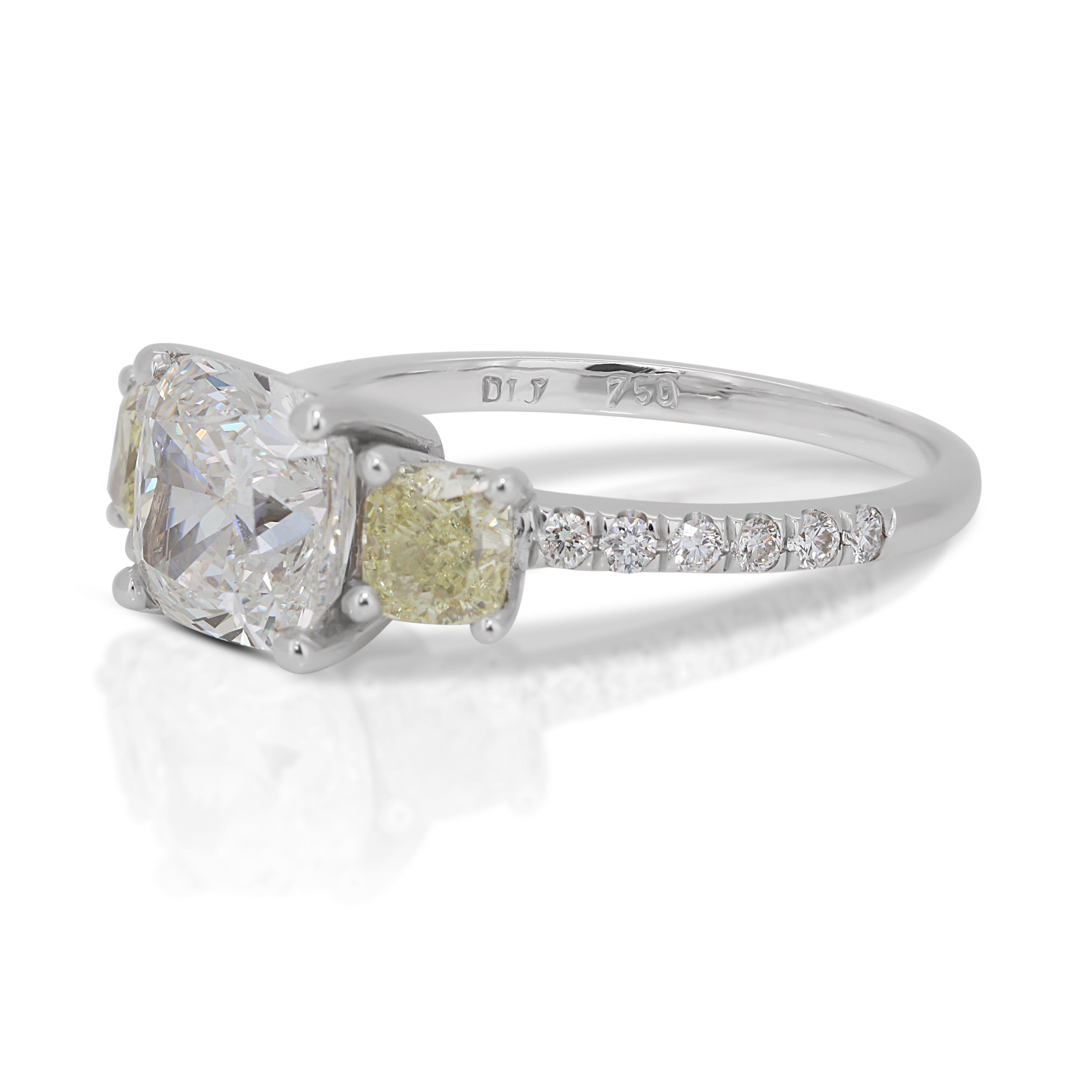Cushion Cut Dazzling 18k White Gold 3 Stone Ring with 2.57 ct Natural Diamonds GIA Cert For Sale