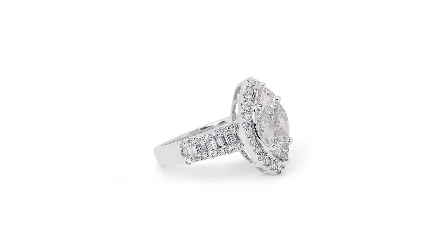 Dazzling 18k White Gold Baguette Ring with 1.9 ct Natural Diamonds IGI Cert 2