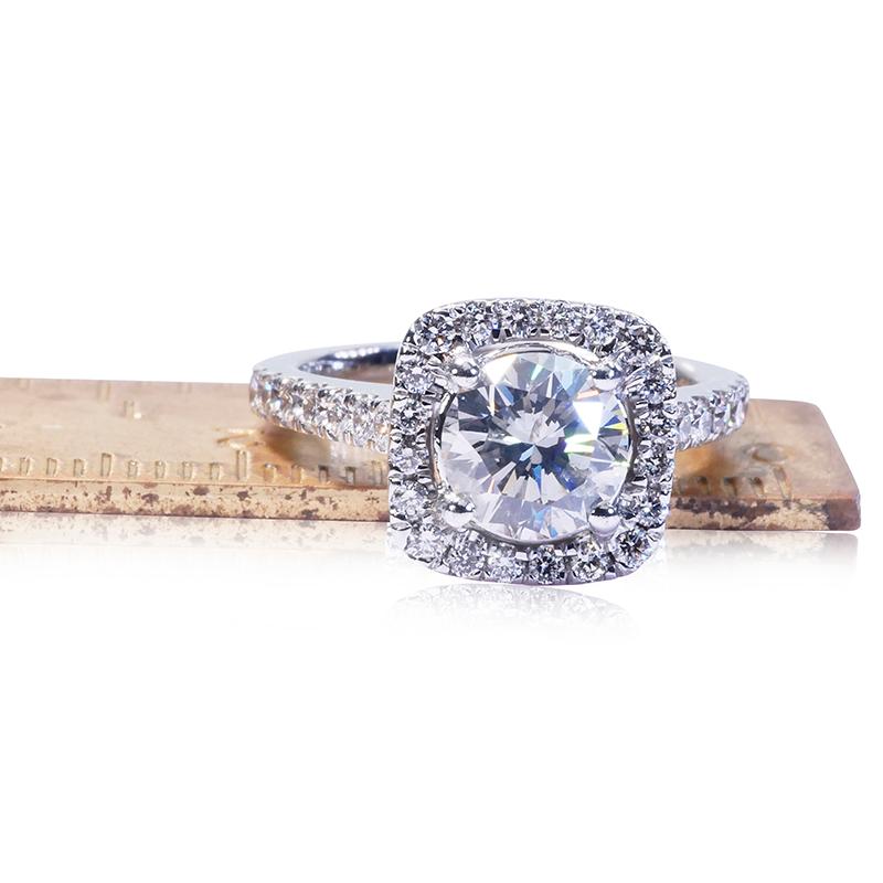 Dazzling 18k White Gold Halo Pave Ring with 1.70 Ct Natural Diamonds, IGI Cert 2