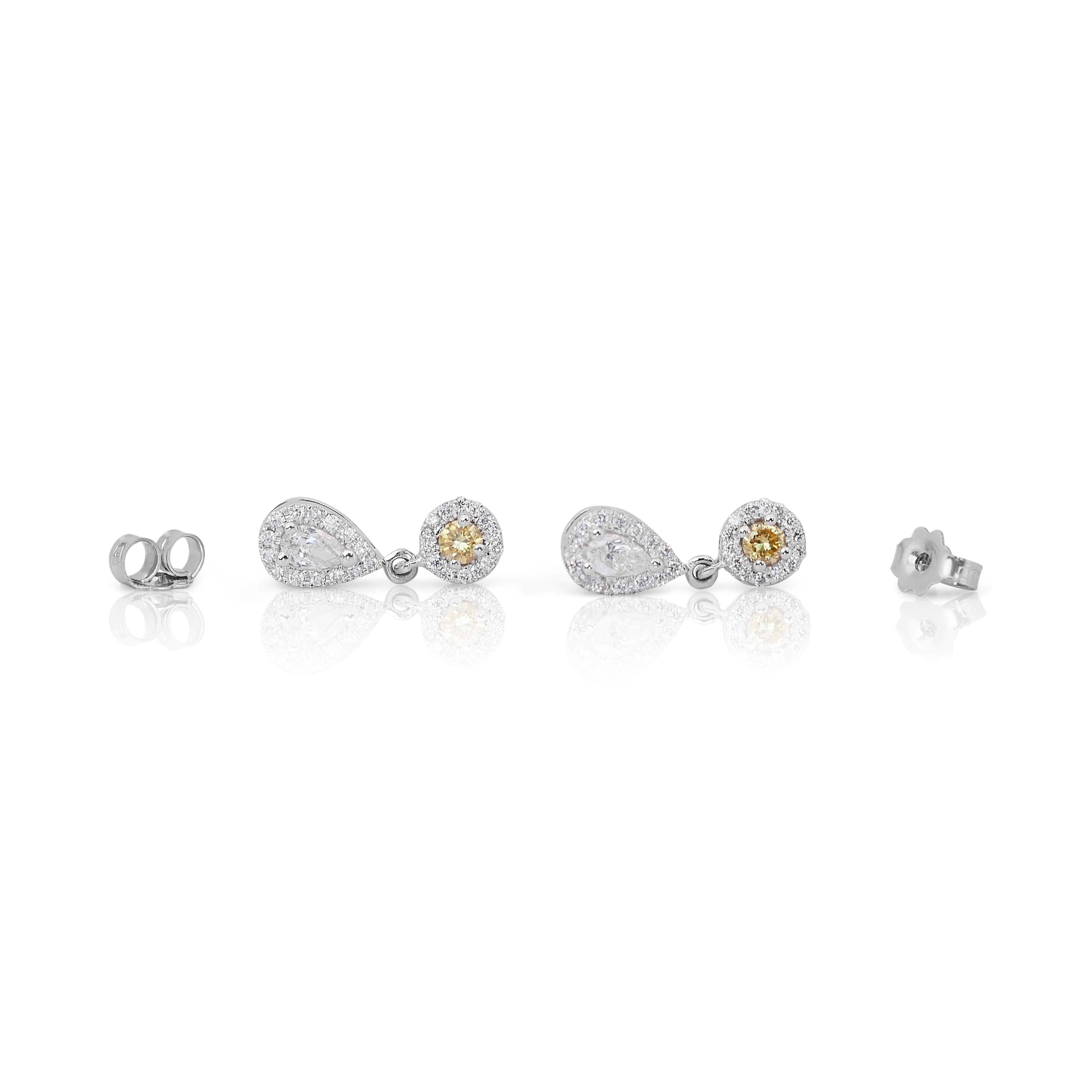 Dazzling 18k White Gold Natural Diamond Drop Earrings w/0.69 ct - IGI Certified For Sale 3