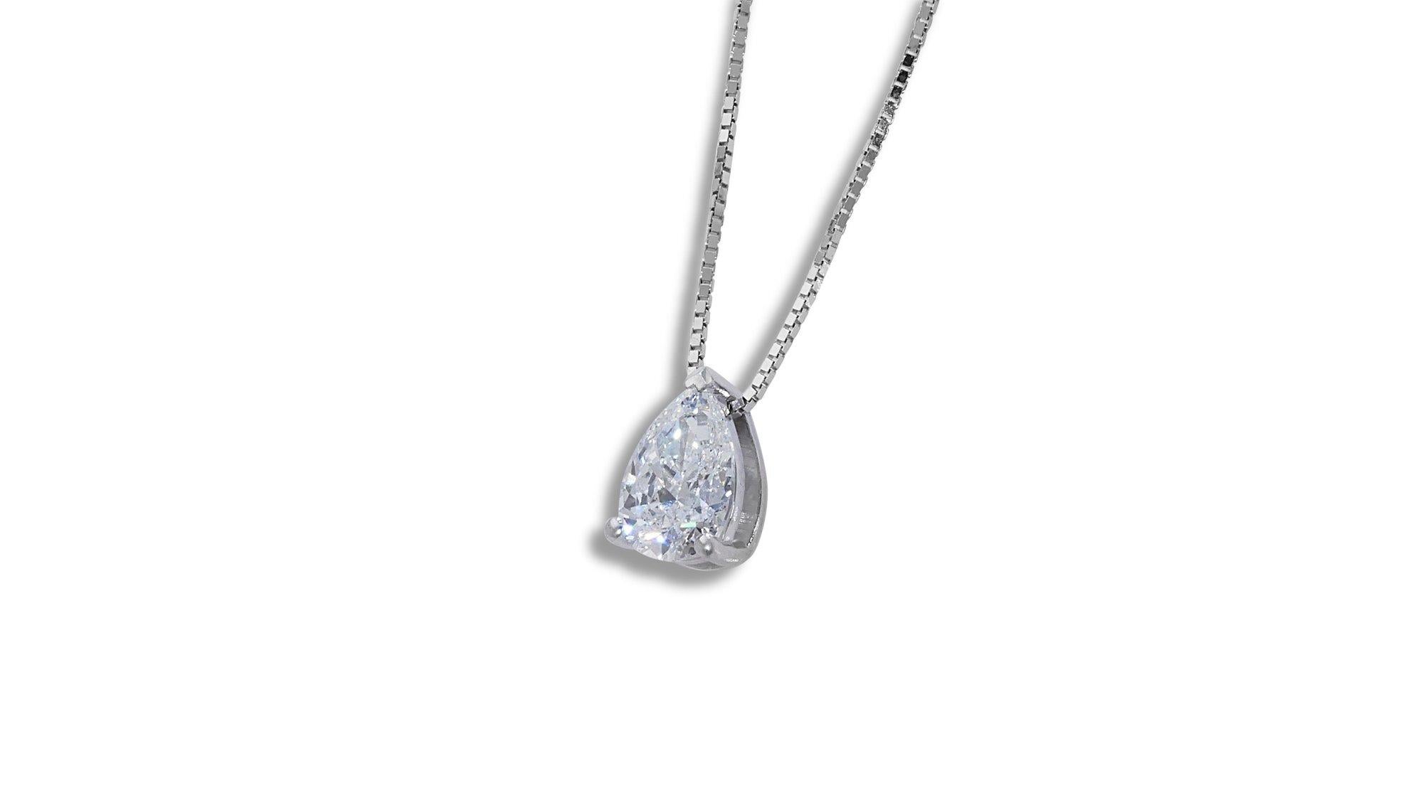 Women's Dazzling 18k White Gold Pendant Necklace with a 0.90 carat brilliant diamond For Sale