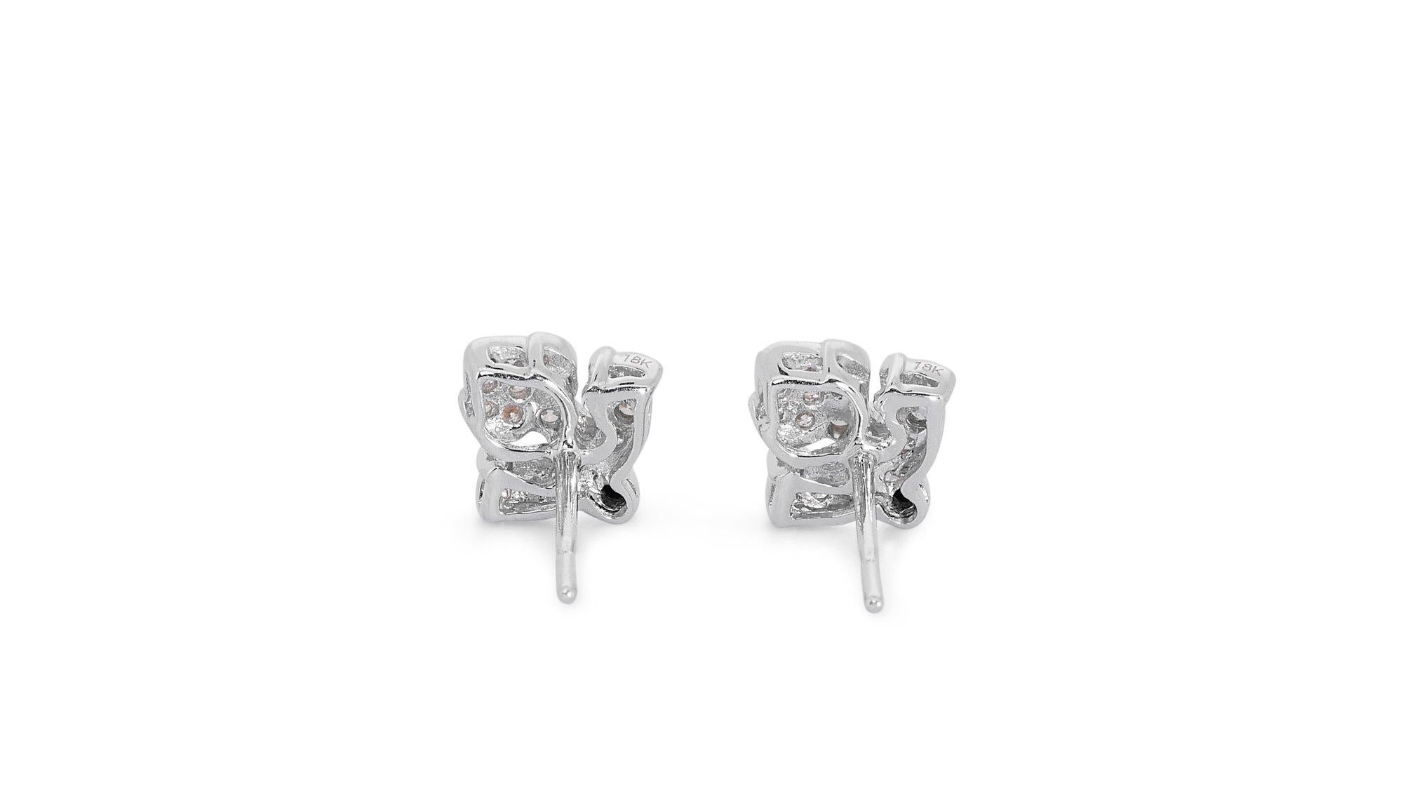 Dazzling 18k White Gold Stud Earrings W/ 0.88 Ct Natural Diamonds Aig Cert For Sale 3