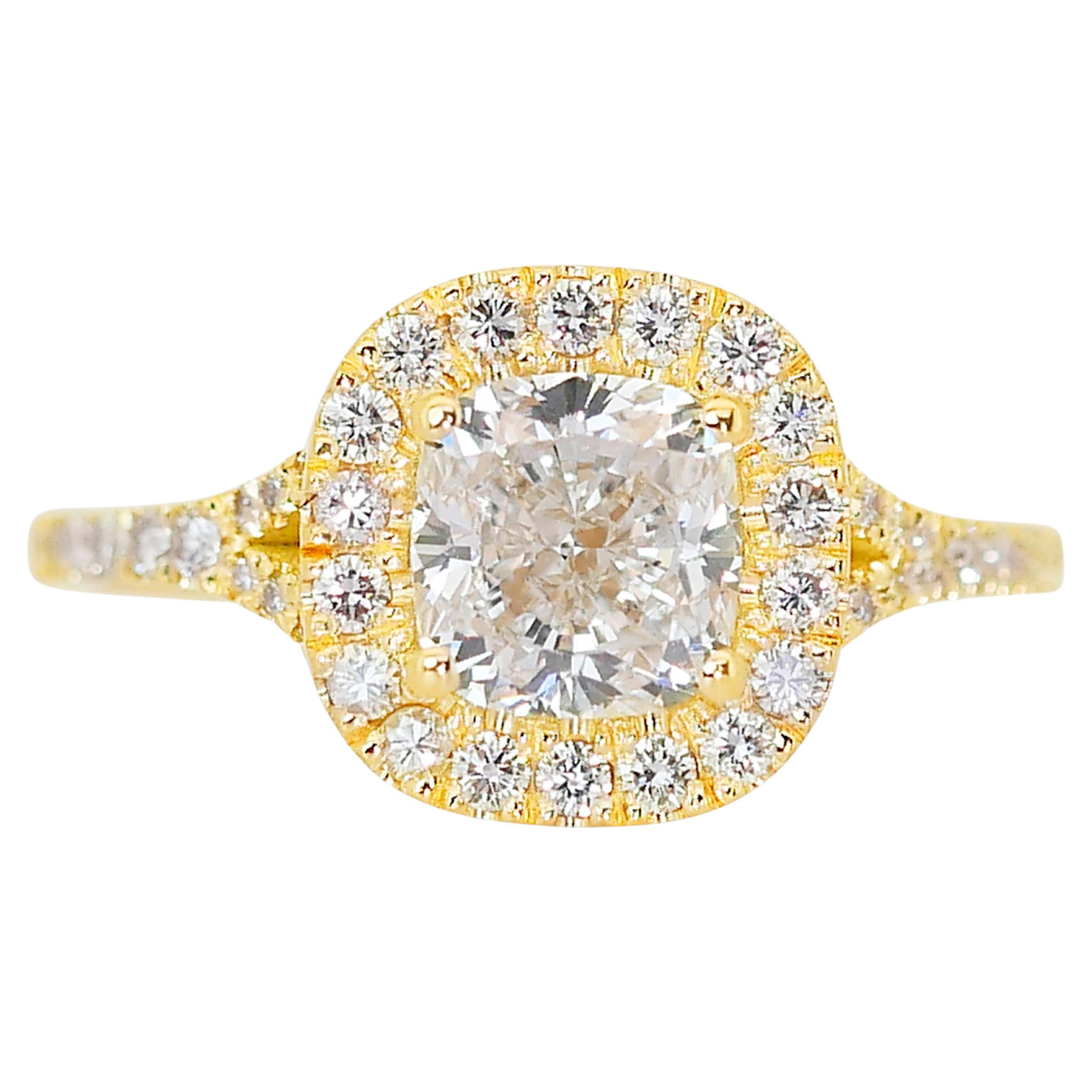Dazzling 18k Yellow Gold Diamond Halo Ring w/1.85 ct - IGI Certified