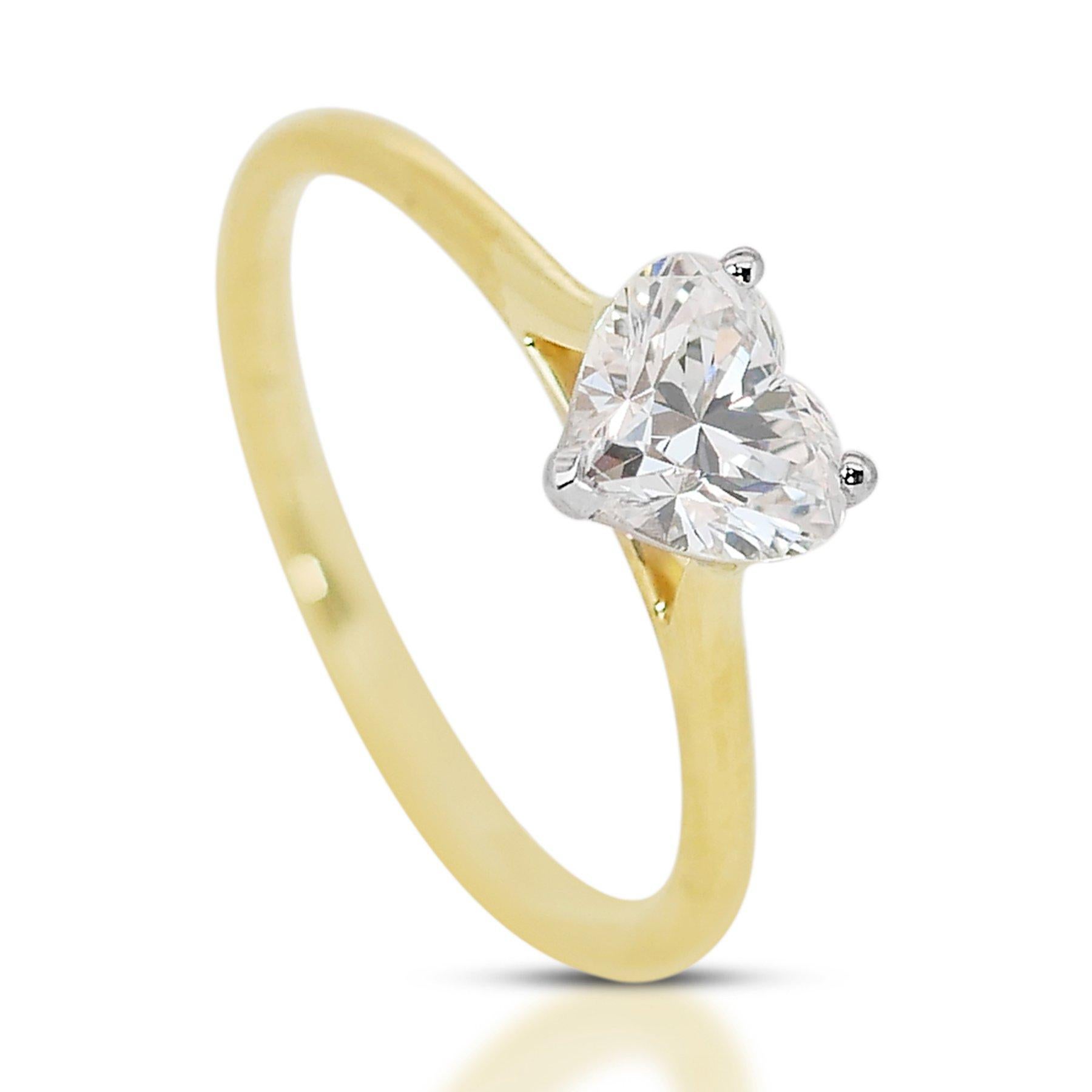 Taille cœur Éblouissante bague en or jaune 18 carats avec diamant naturel en forme de cœur de 1,00 carat, certifié GIA en vente