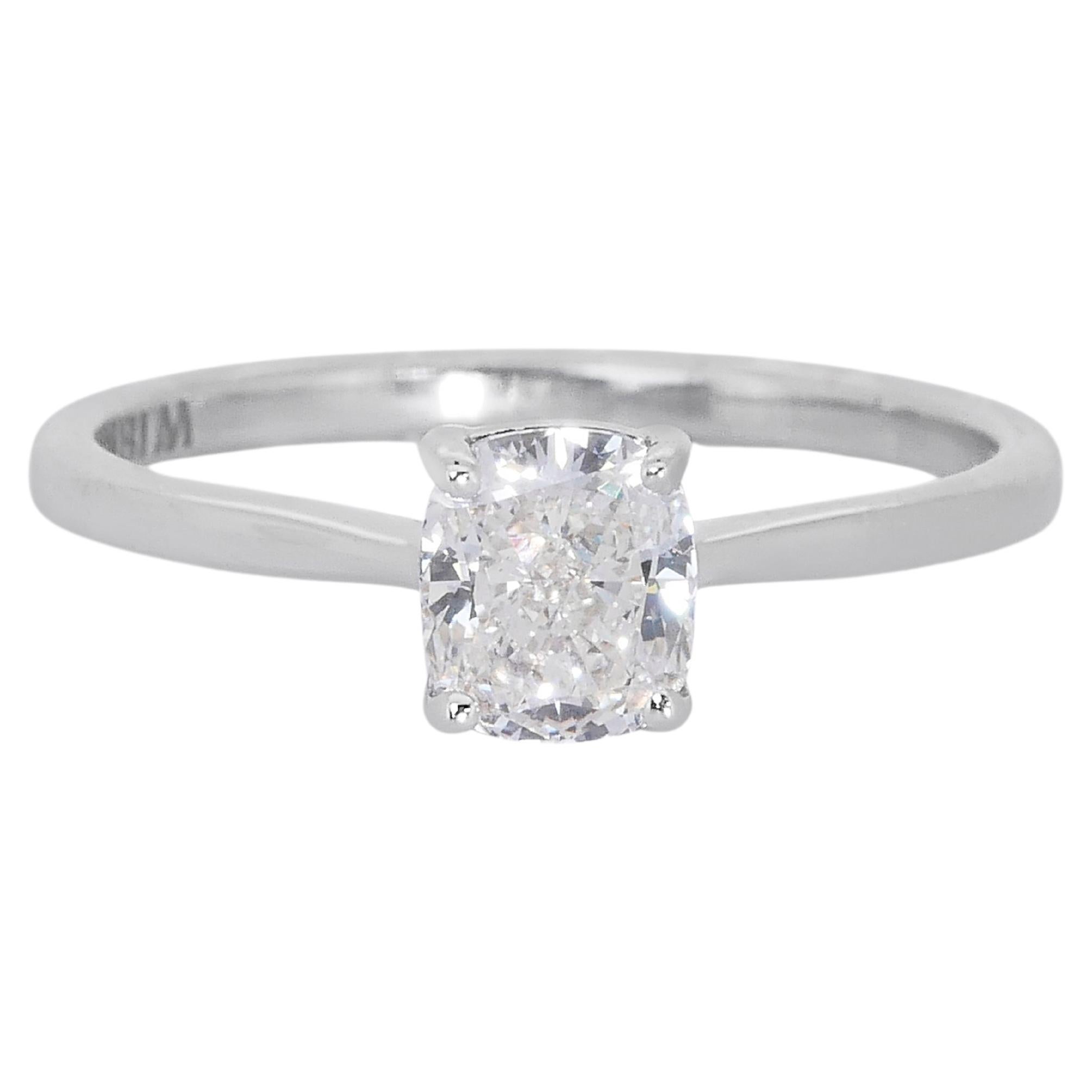 Dazzling 18k Yellow Gold Solitaire Ring W/ 0.9 Carat Natural Diamonds AIG Cert For Sale