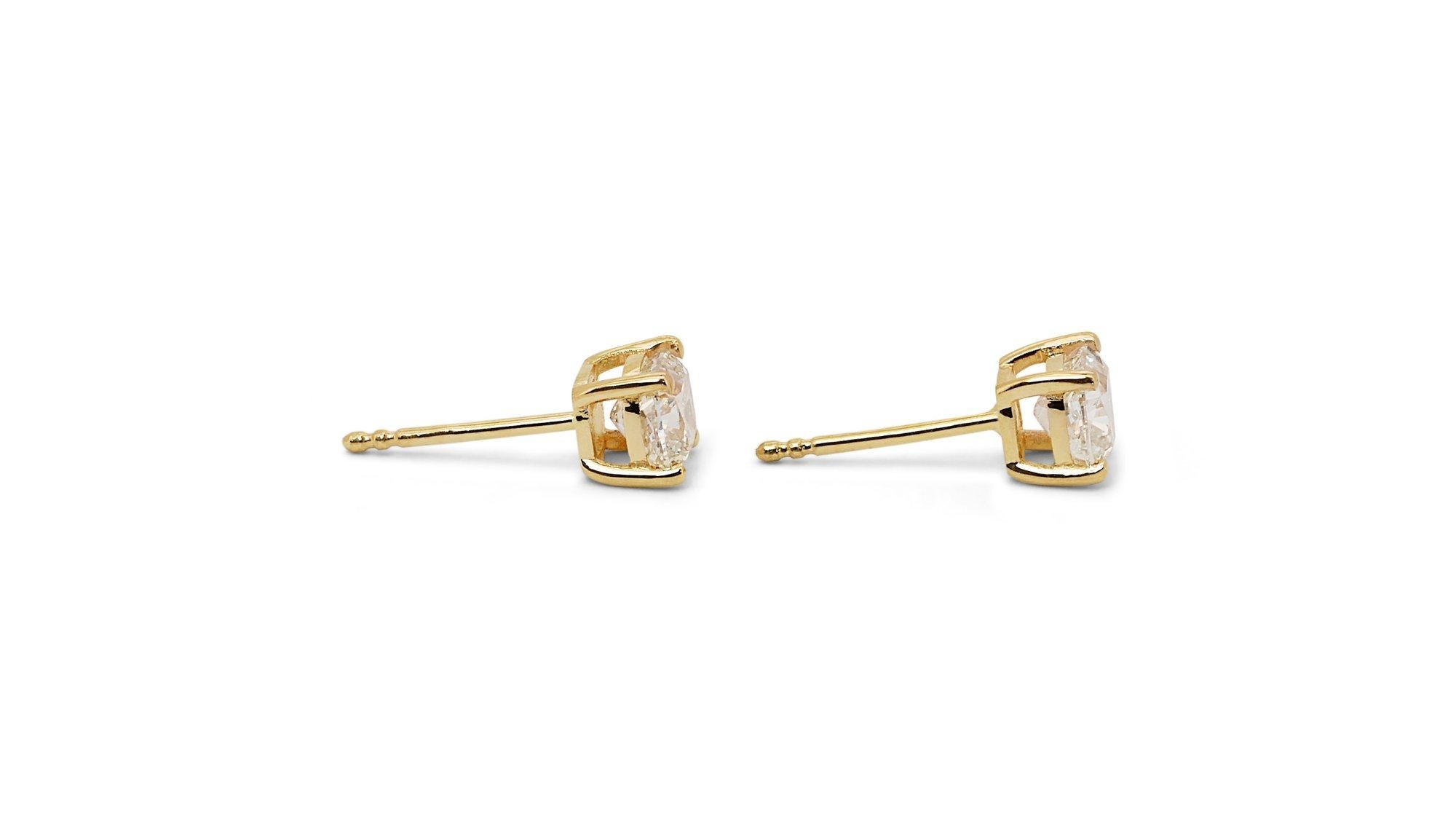 Women's Dazzling 18k Yellow Gold Stud Earrings 1.50ct Natural Diamonds AIG Certificate