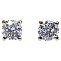 Dazzling 18k Yellow gold Stud Earrings with 1.01 ct Natural Diamonds AIG Cert