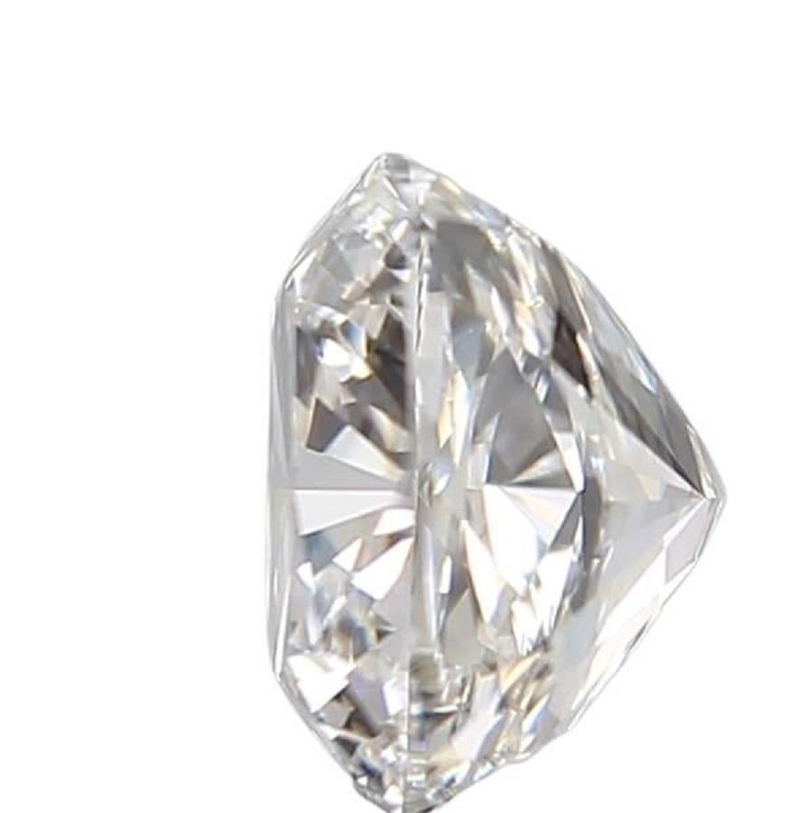 Dazzling 1pc Natural Diamond with 0.81ct Cushion E VS1 GIA Certificate In New Condition For Sale In רמת גן, IL