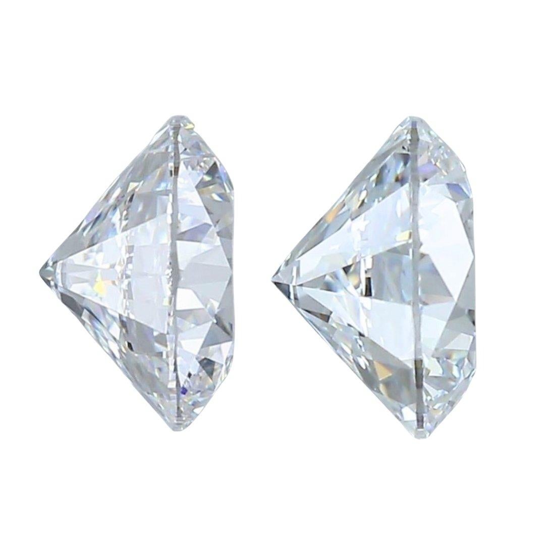 Women's or Men's Dazzling 2.01ct Triple Excellent Ideal Cut Pair of Round-Shaped Diamonds For Sale