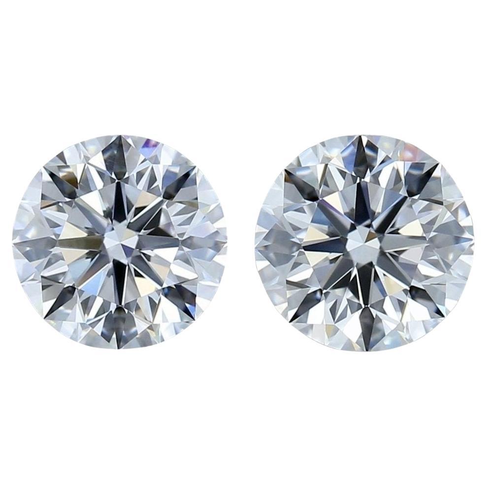Dazzling 2.01ct Triple Excellent Ideal Cut Pair of Round-Shaped Diamonds For Sale