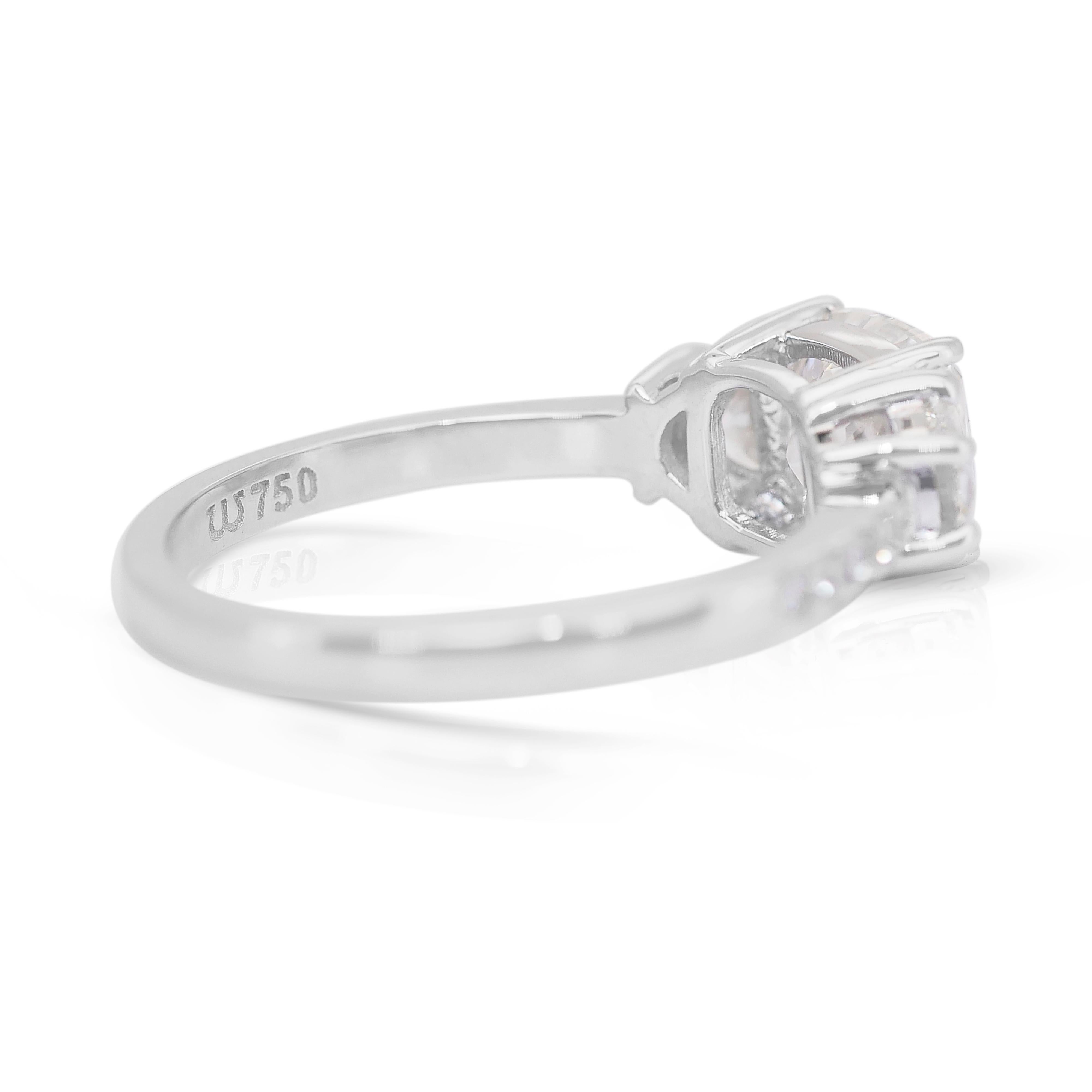 Cushion Cut Dazzling 2.20ct Diamonds 3-Stone Ring in 18k White Gold - IGI Certified For Sale