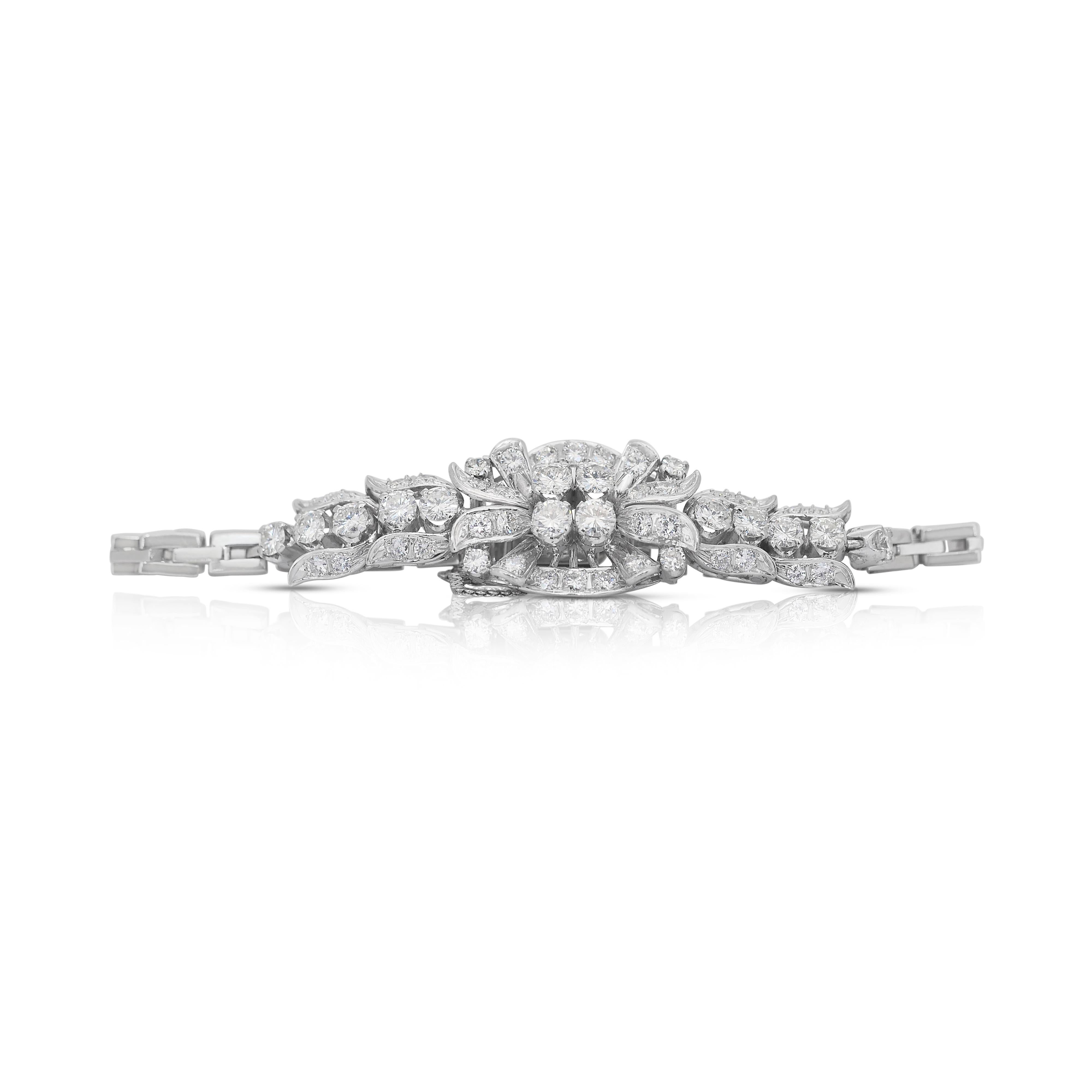 Dazzling 2.40ct Diamonds Bracelet in Platinum - IGI Certified For Sale 4