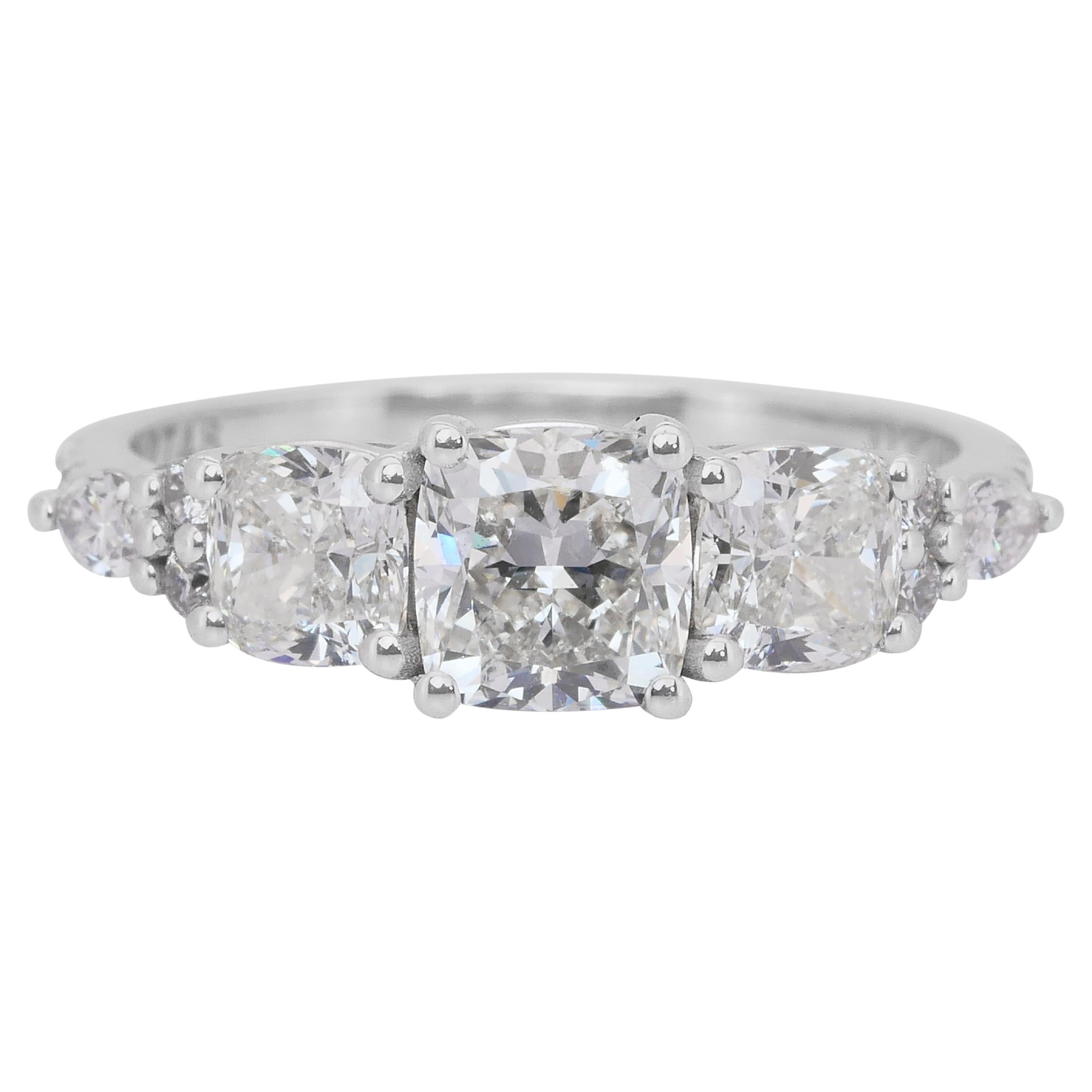 Schillernder 2,47ct Diamanten Ring in 18k Weißgold - IGI zertifiziert