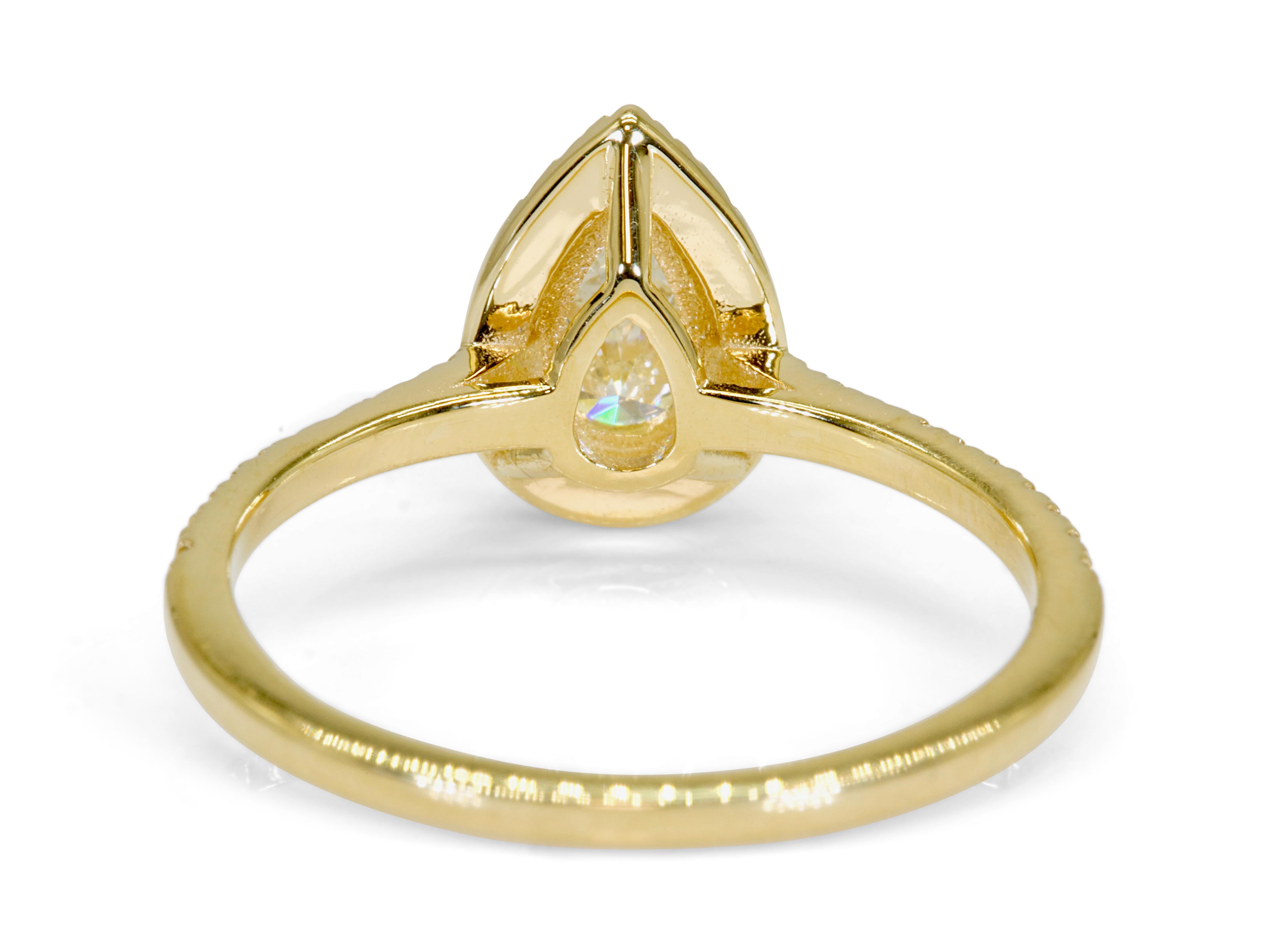 Dazzling 2.66ct Pear-Shaped Diamond Halo Ring in 18k Yellow Gold - GIA Certified For Sale 1