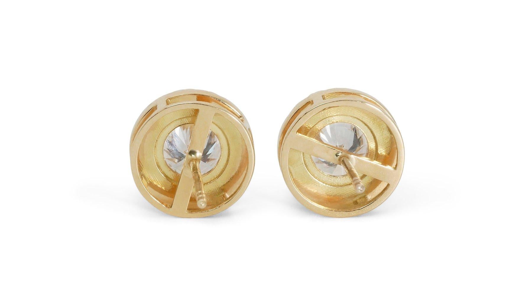 Dazzling 2.66ct Triple Excellent Ideal Cut Diamonds Stud Earrings -GIA Certified For Sale 2