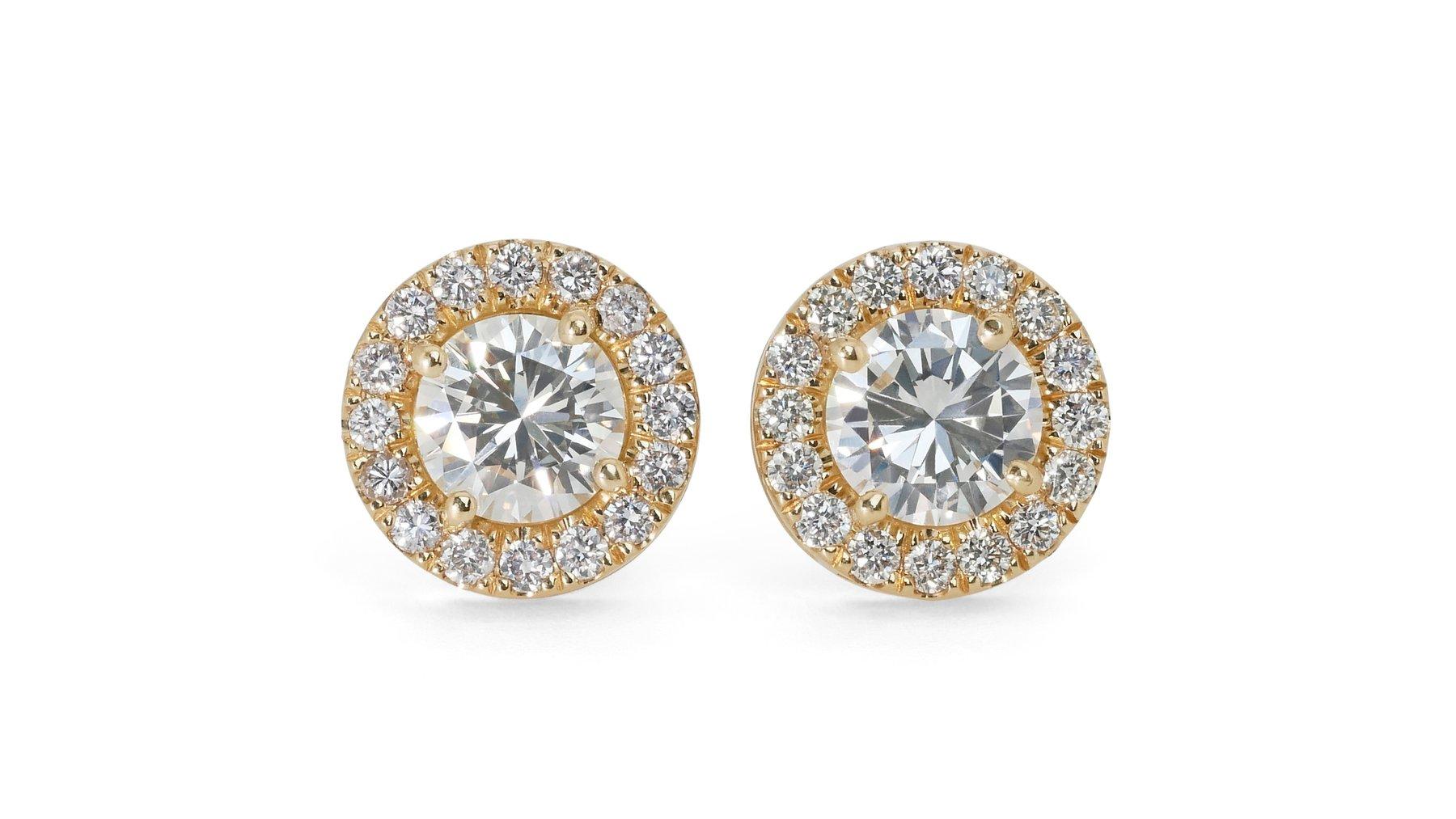 Dazzling 2.66ct Triple Excellent Ideal Cut Diamonds Stud Earrings -GIA Certified For Sale 3