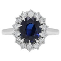 Éblouissante bague en or blanc 18 carats, saphir non chauffé de 2,74 carats et diamants naturels