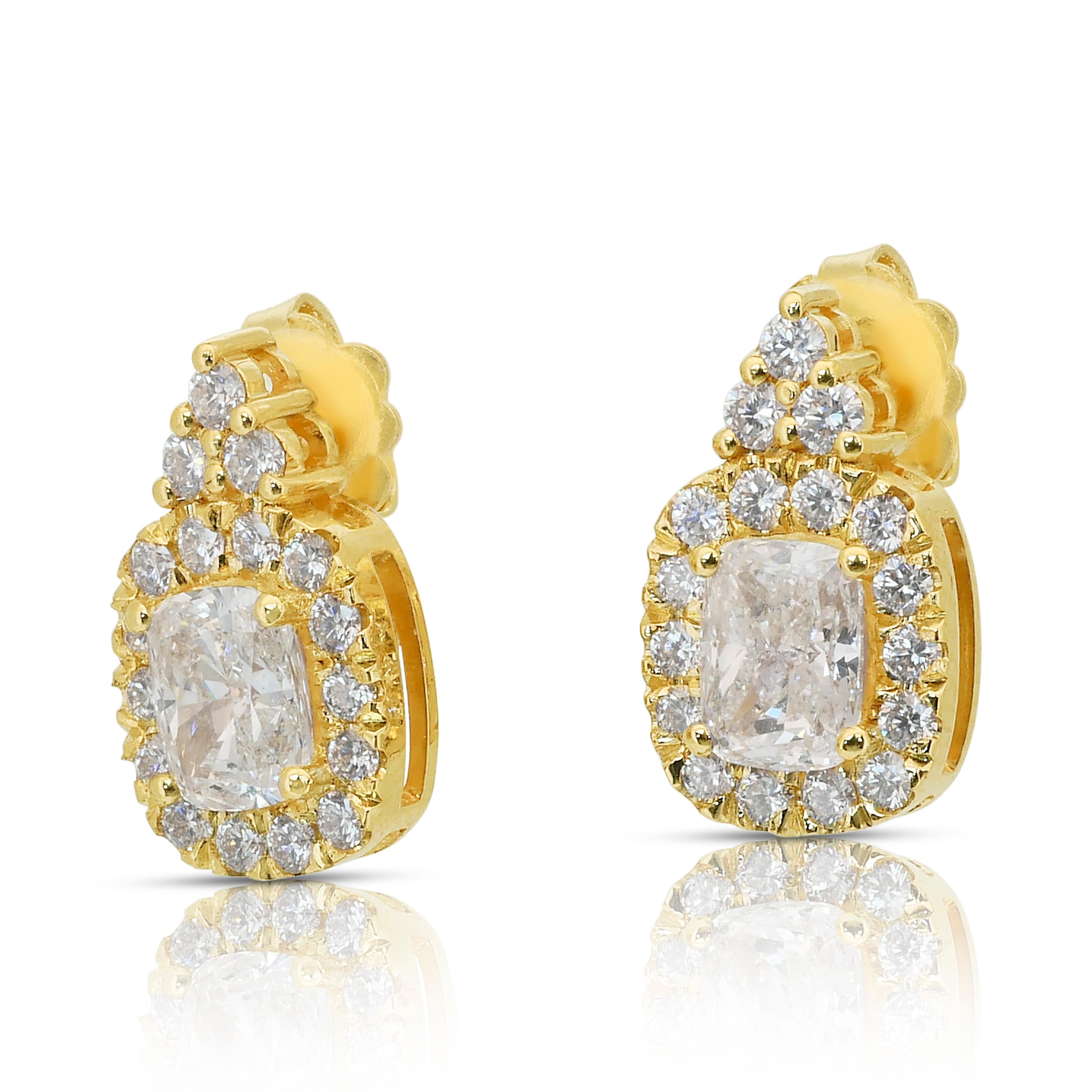 Orecchini con 2,93 carati di diamanti in oro giallo 18 carati - certificati IGI In condizioni Nuovo in vendita a רמת גן, IL