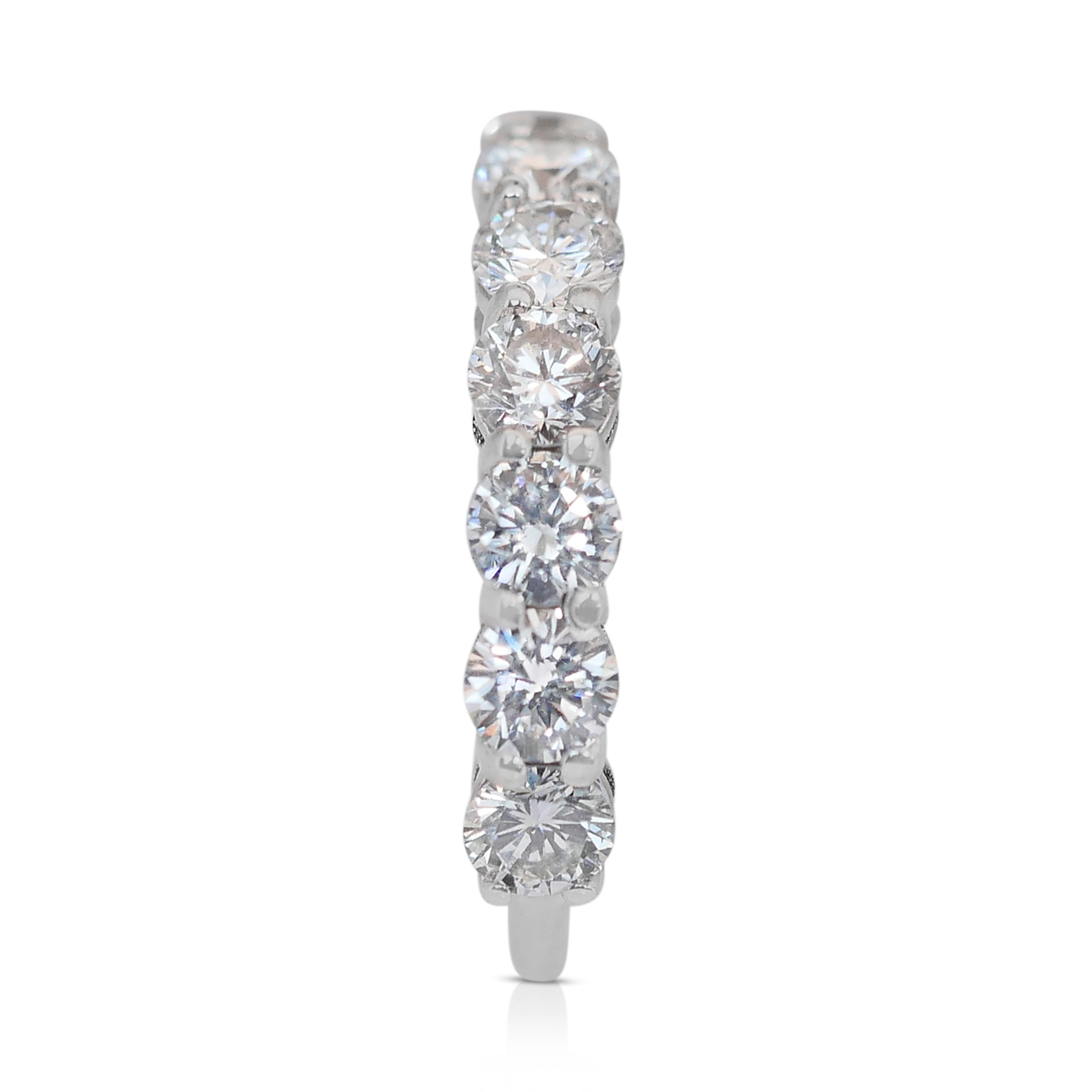 Dazzling 2.93ct Diamonds Half Eternity Ring in 18k White Gold - IGI Certified 1