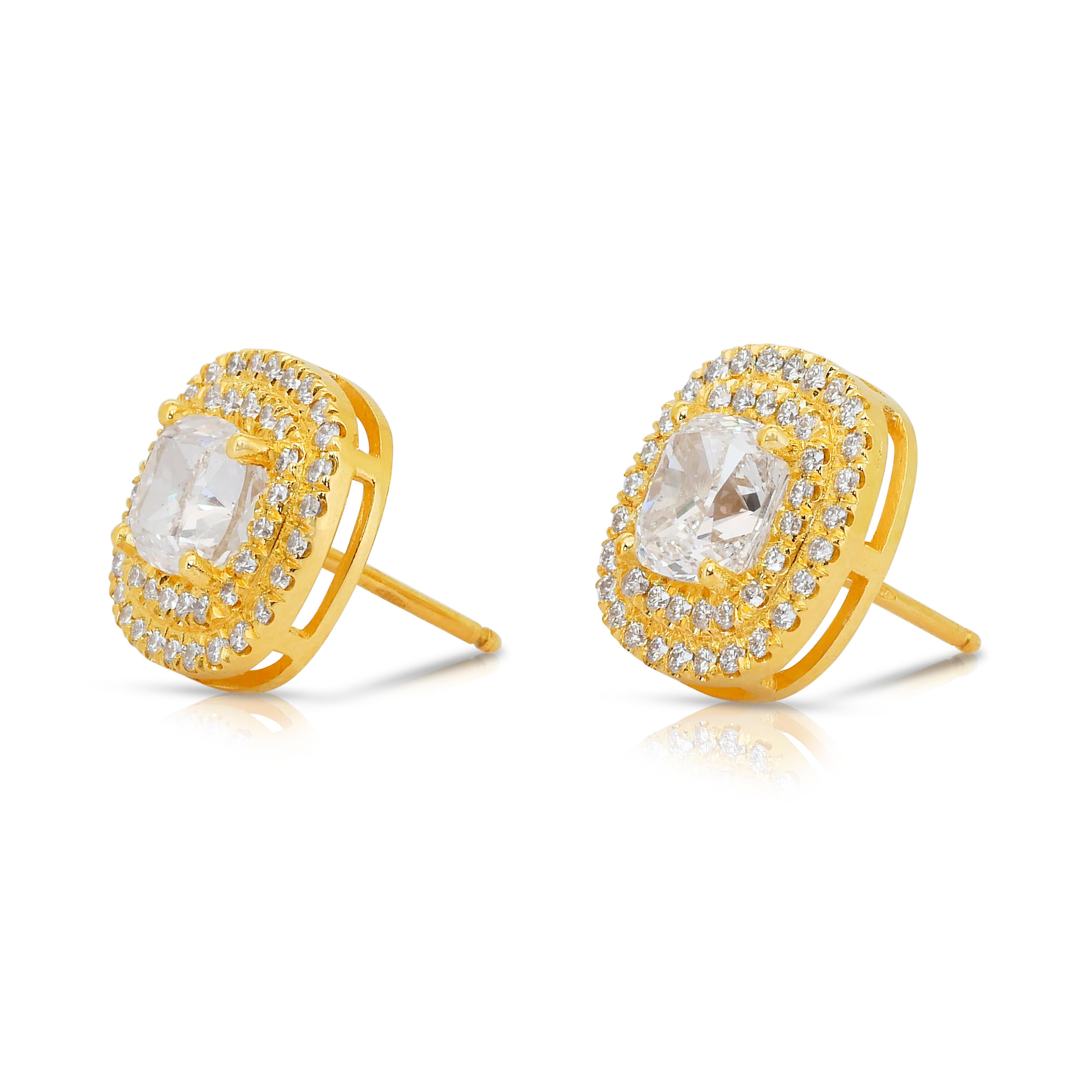 Orecchini con diamanti da 3,03 carati in oro giallo 18 carati - certificati IGI In condizioni Nuovo in vendita a רמת גן, IL