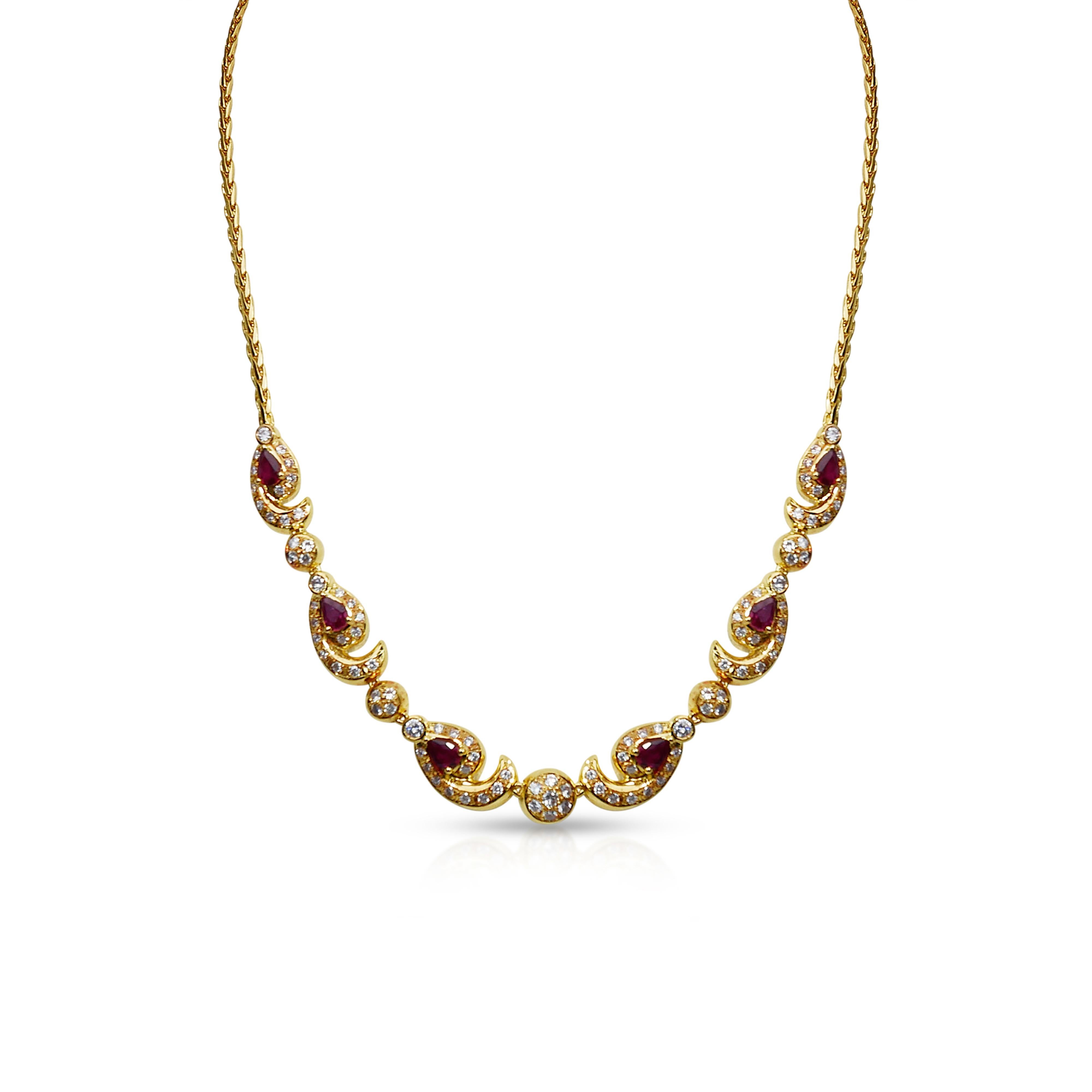Dazzling 3.22ct Rubies and Diamonds Necklace in 18k Yellow Gold - IGI Certified 3