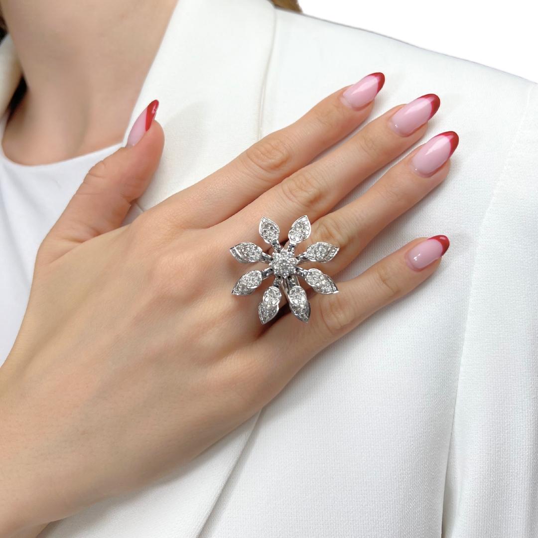 Dazzling 3.63ct Diamonds Ring in 18k White Gold - IGI Certified

Make a statement with this exquisite 18k white gold diamond ring. Featuring 217 round diamonds totaling 3.63ct, the piece dazzles with captivating color and clarity. A good cut