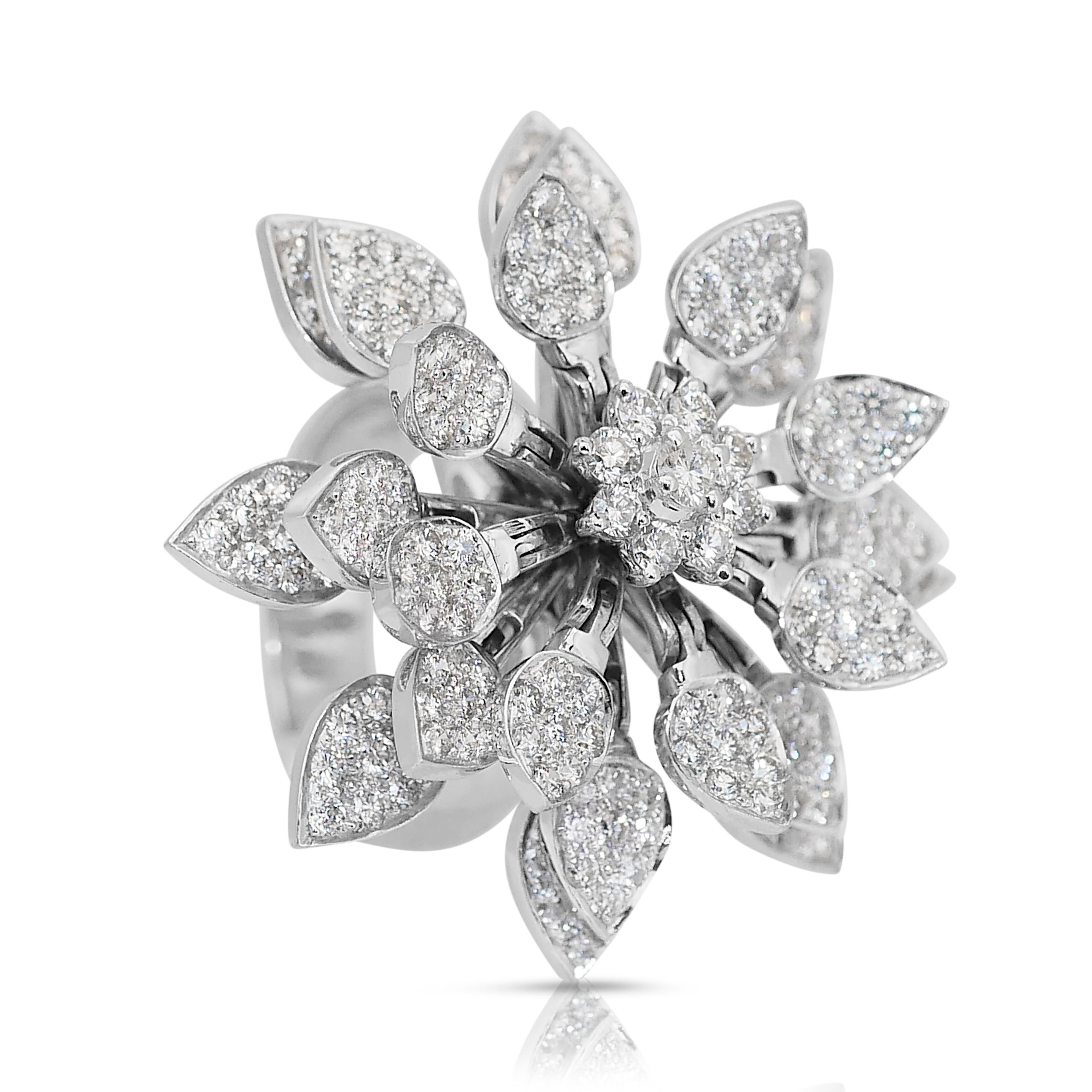 Dazzling 3.63ct Diamonds Ring in 18k White Gold - IGI Certified In New Condition In רמת גן, IL