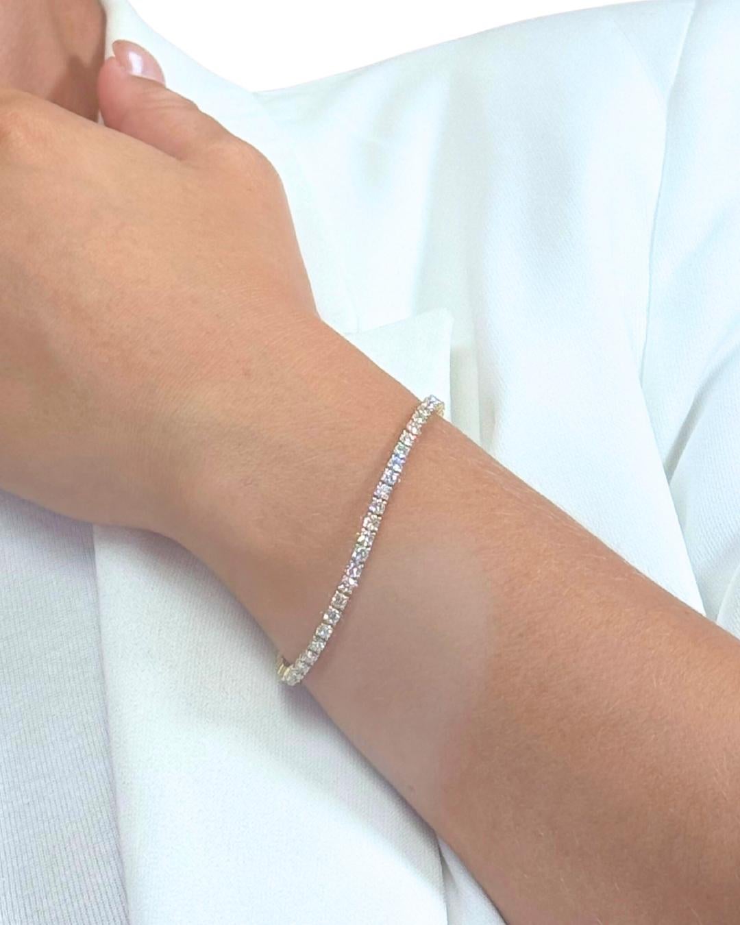 Taille ronde Bracelet éblouissant de 5,01ct de diamants naturels en or jaune 18k - certifié IGI en vente
