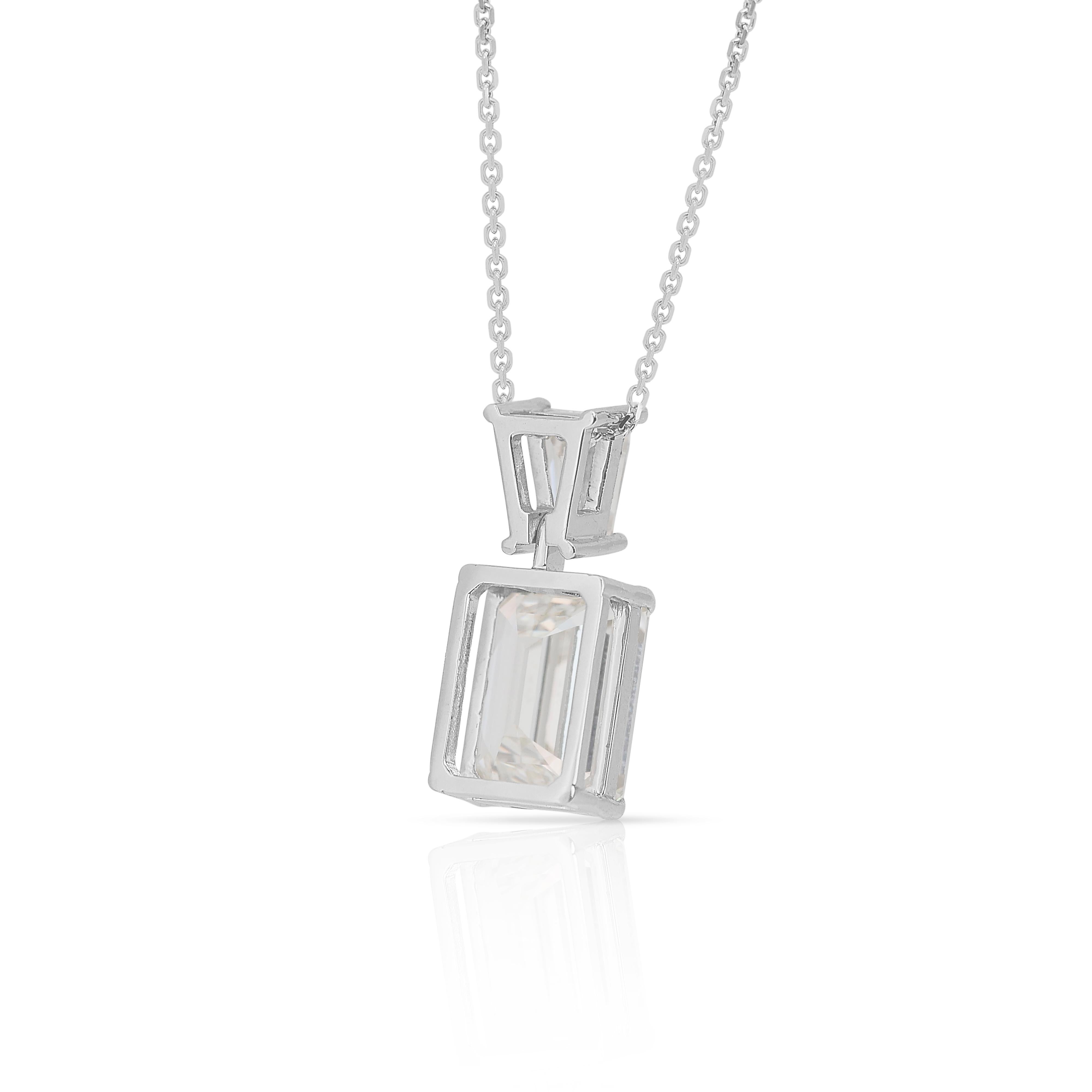 Collana con diamanti da 5,94 carati e ciondolo in oro bianco 18 carati in vendita 3