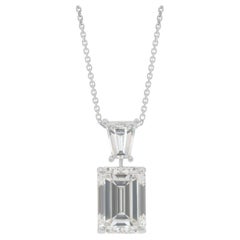 Dazzling 5.94 ct Diamonds Necklace with Pendant in 18k White Gold