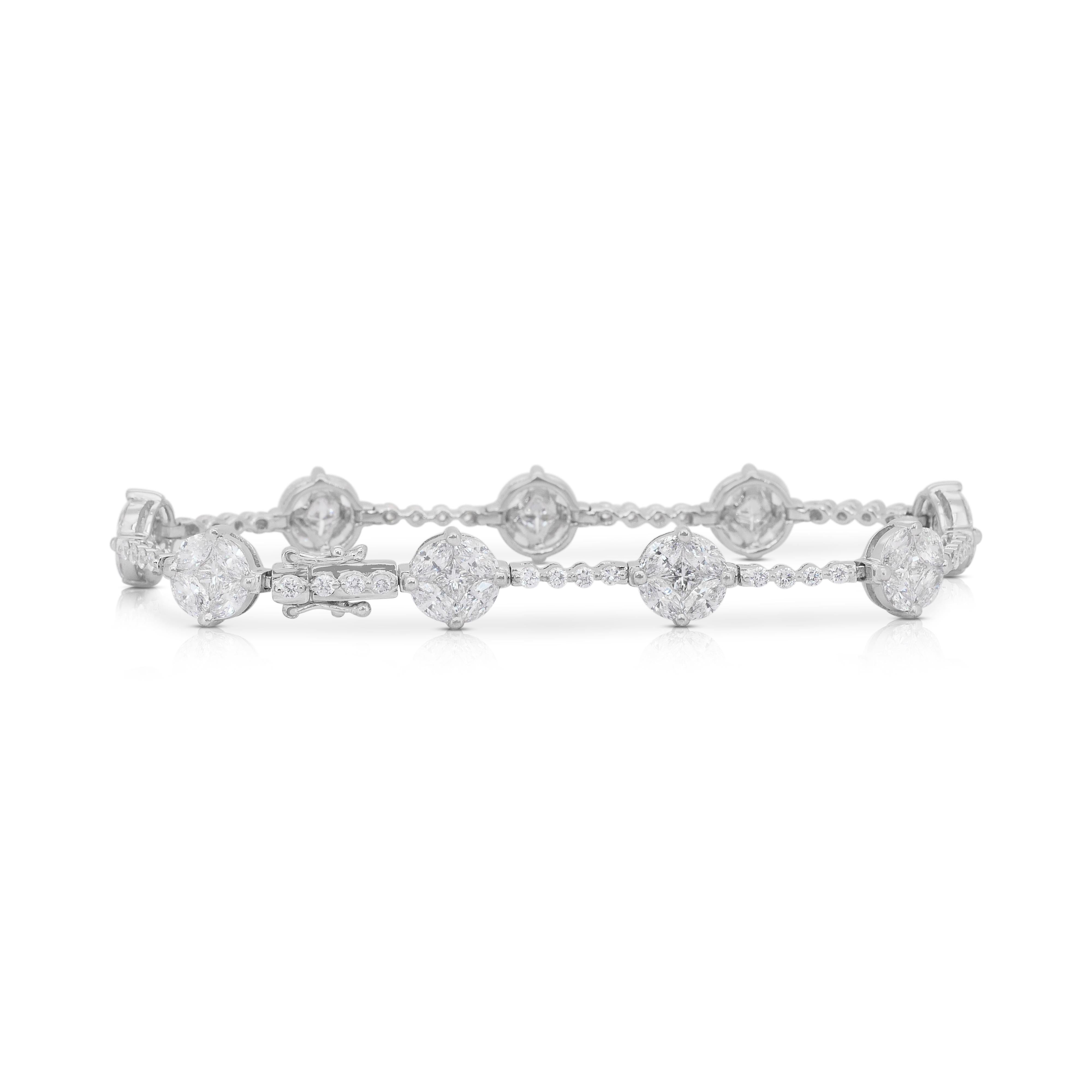 Deslumbrante Pulsera de 6,02ct Diamantes en Oro Blanco de 18k - Certificado IGI en Nuevo estado para la venta en רמת גן, IL